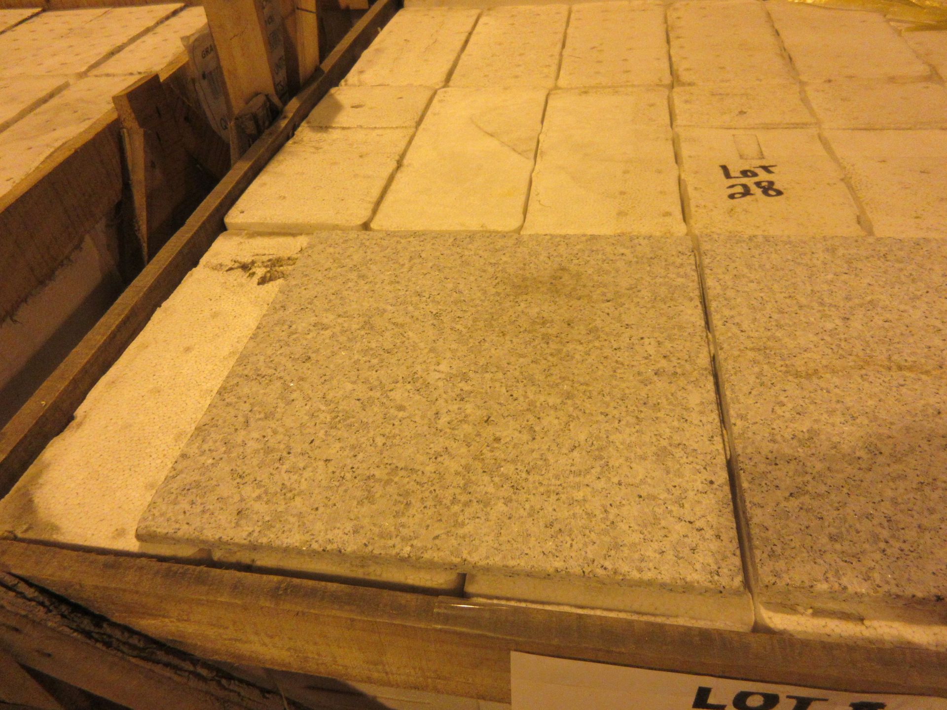 LOT 360 pieces - Gray torched granite 12"x 12"x 3/8"