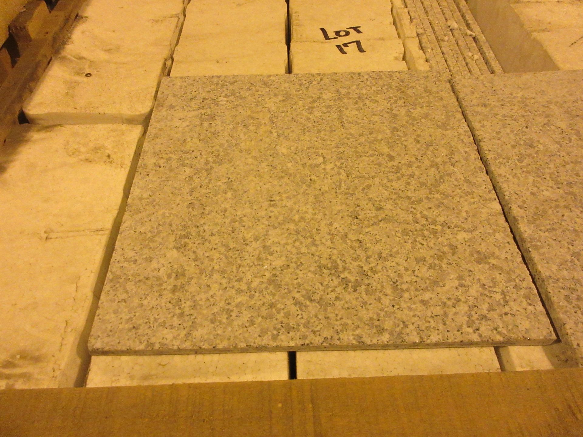 LOT 360 pieces - Gray torched granite 12"x 12"x 3/8"