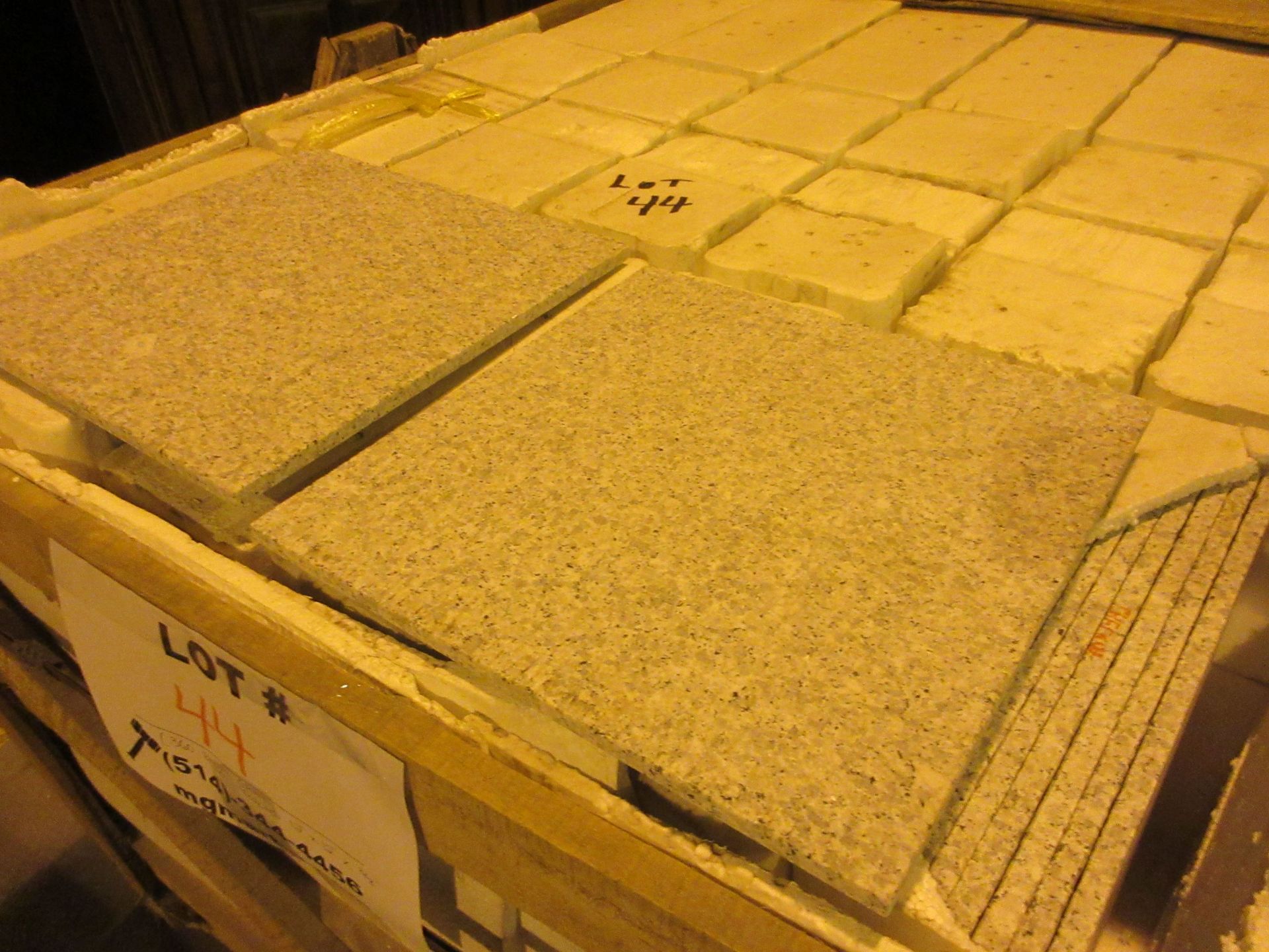 LOT 360 pieces - Gray torched granite 12"x 12"x 3/8"