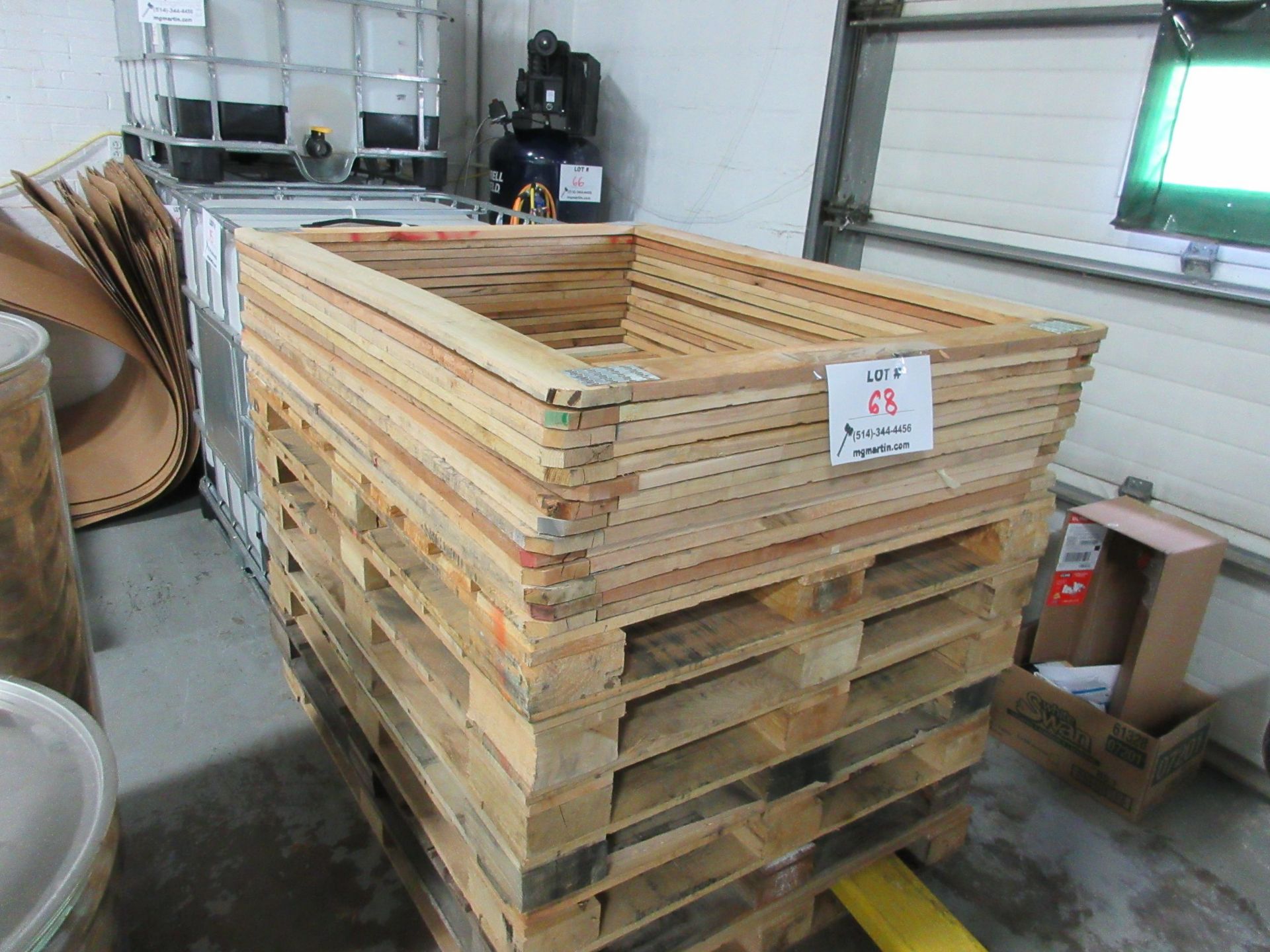 1 Lot - wood pallets