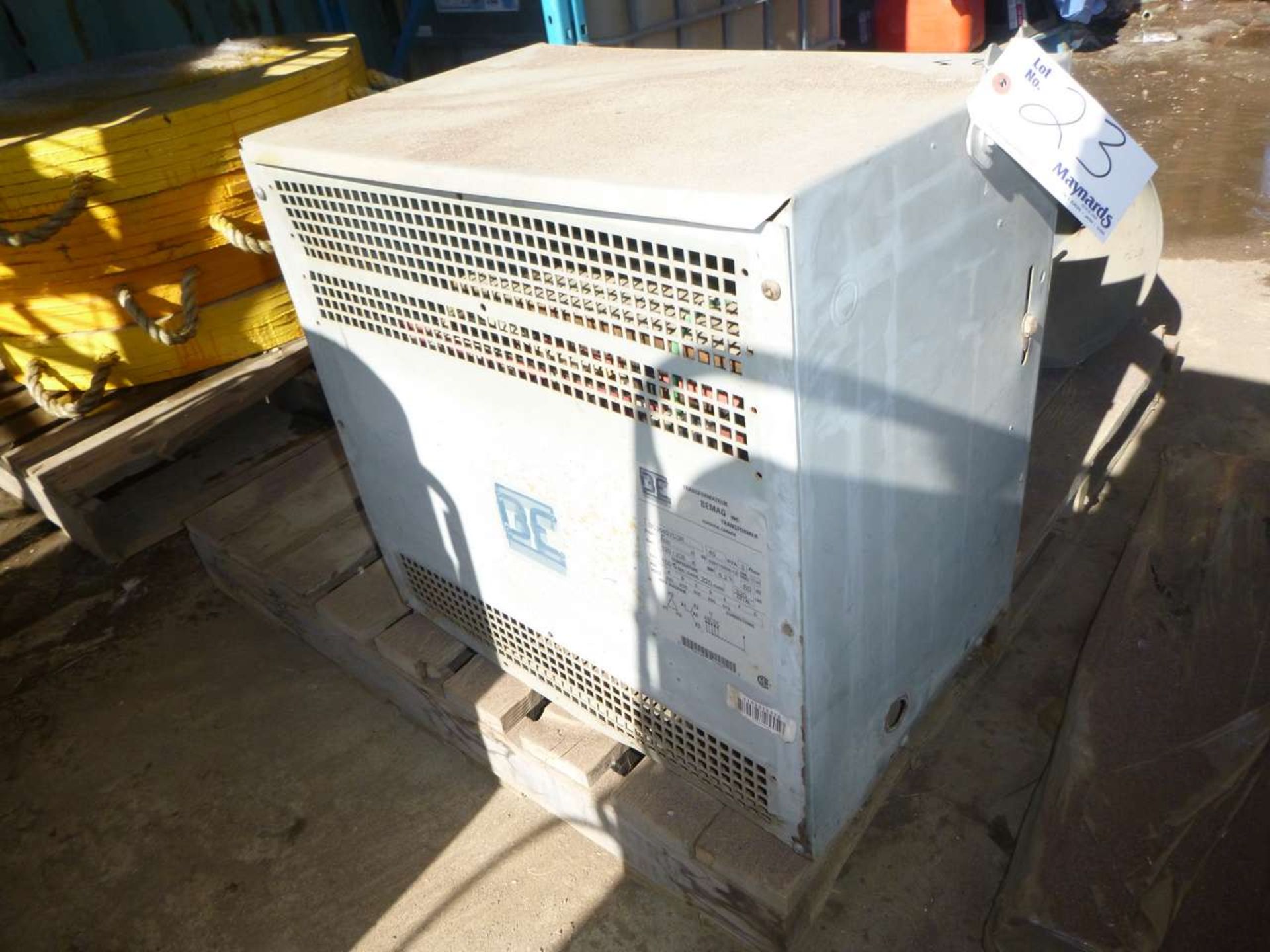 Bemag 45 kVA, 600 / 120 / 208 Transformer