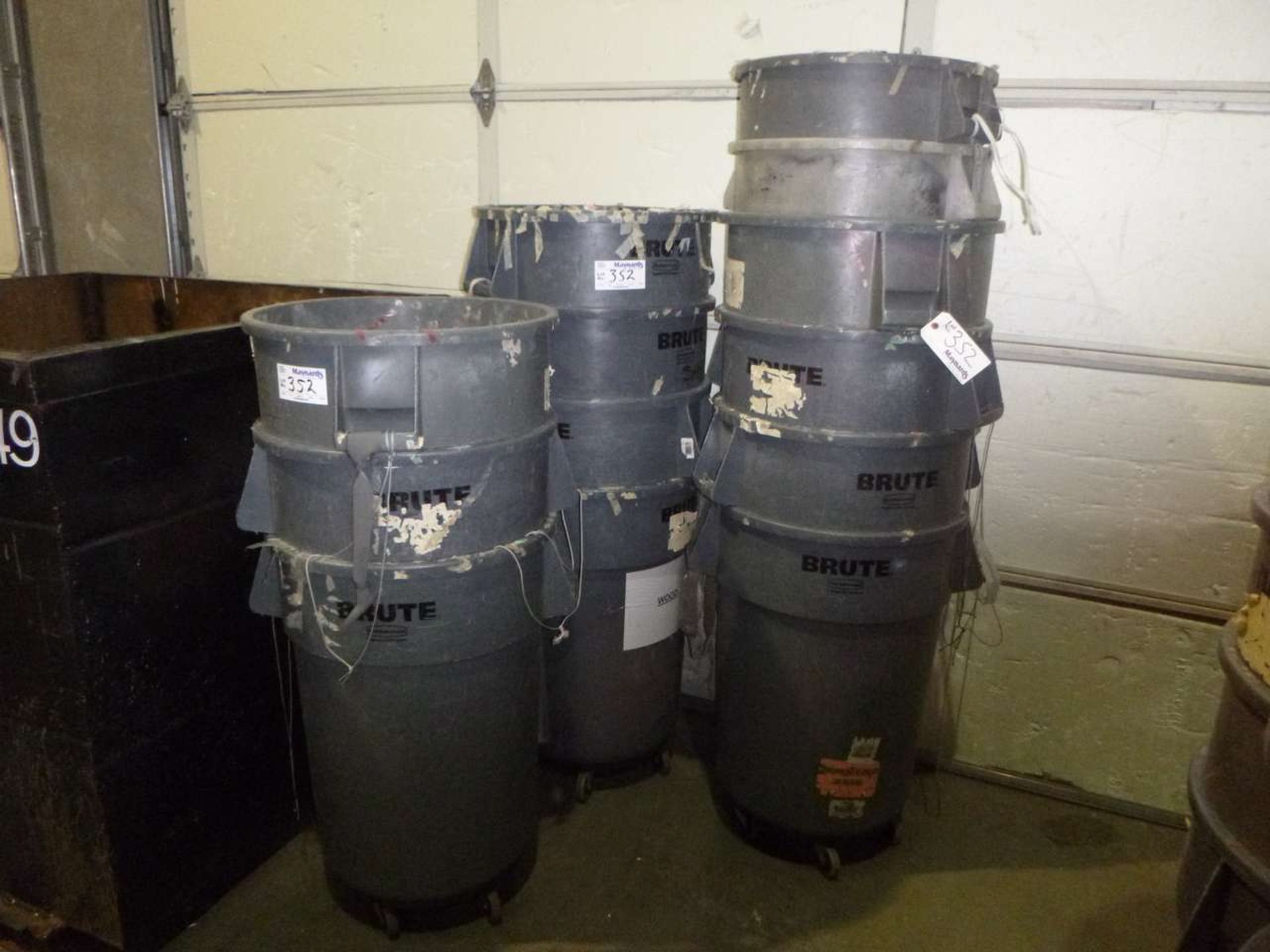 Lot of Brute Garbage Cans