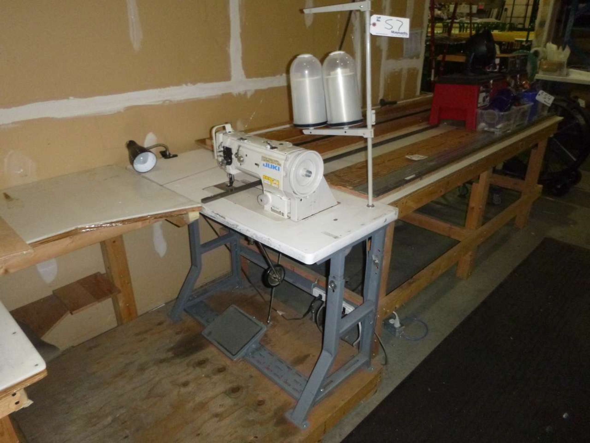 Juki DNU-1541 Sewing Machine