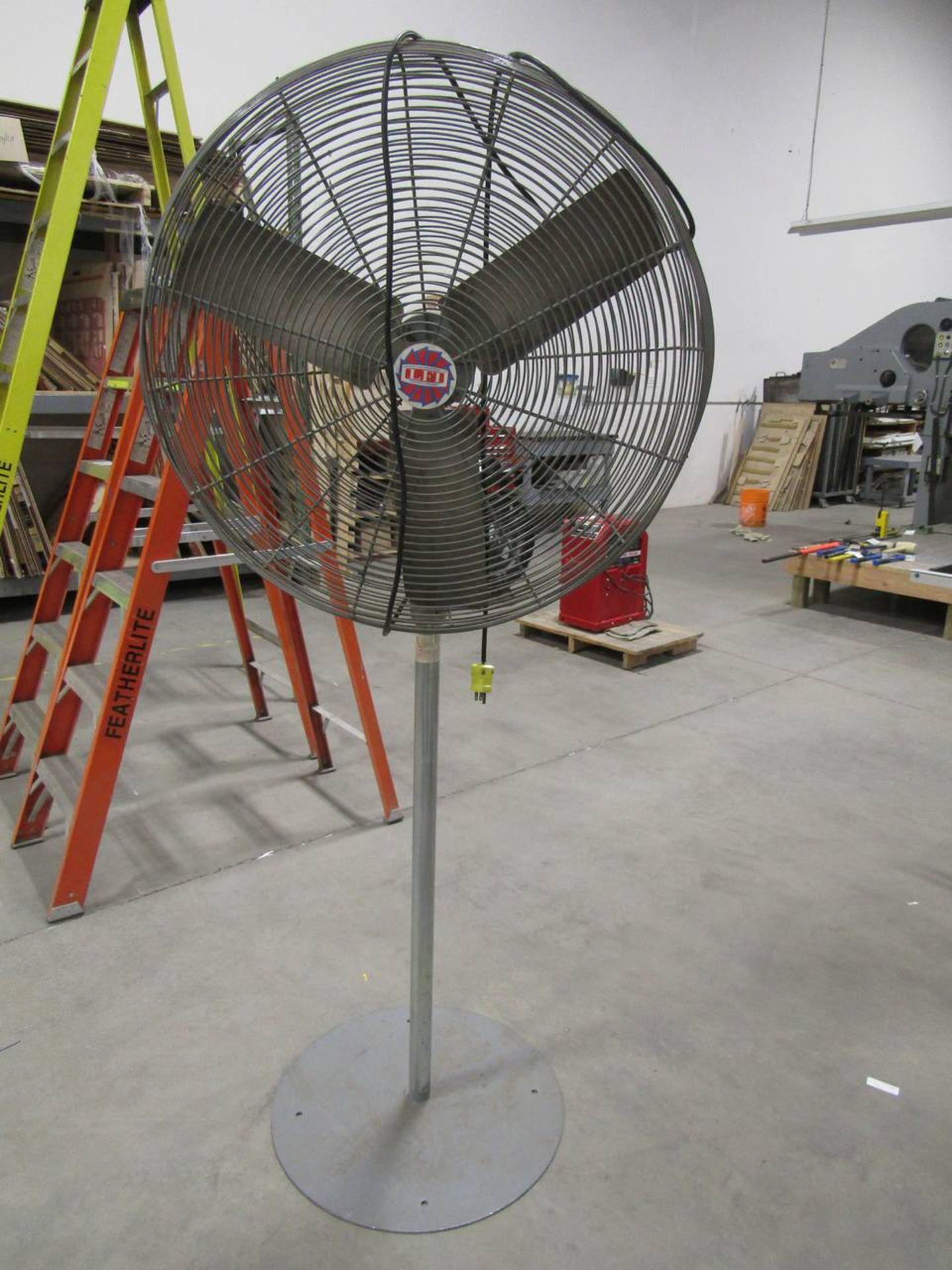 1 Industrial Standing Fan