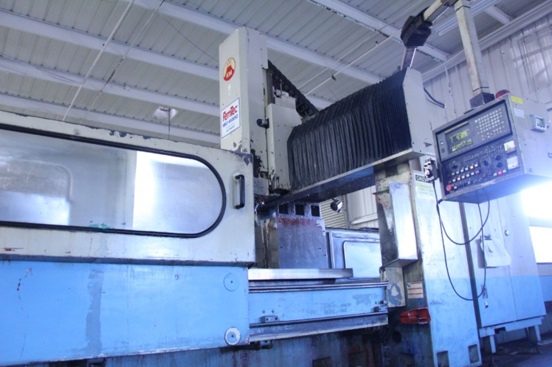 Kao-Ming KMC-4000SD CNC Bridge Type Vertical Machining Center, Fanuc 18MC control, 166.5” x 55” x - Image 3 of 22