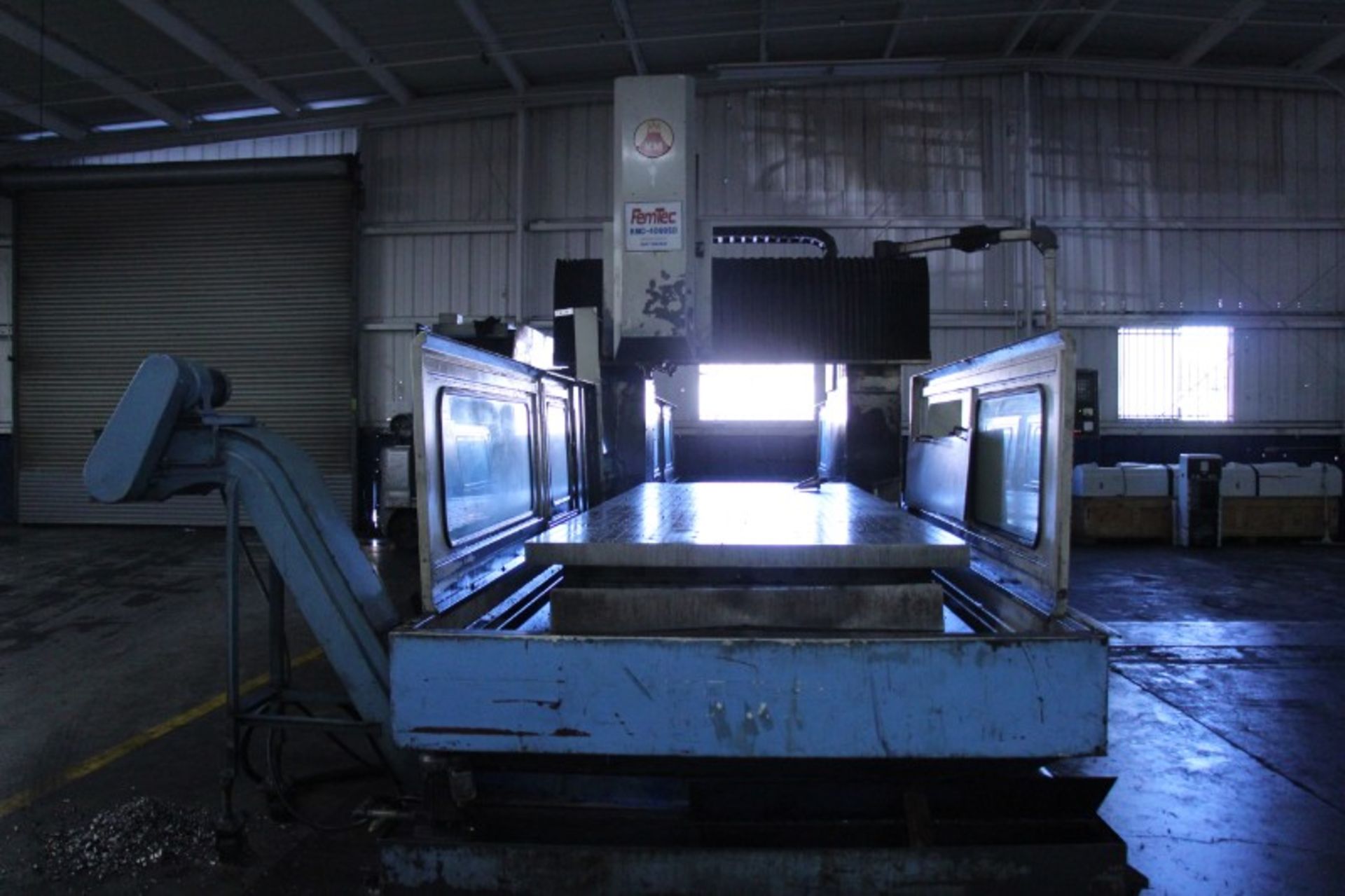 Kao-Ming KMC-4000SD CNC Bridge Type Vertical Machining Center, Fanuc 18MC control, 166.5” x 55” x - Image 2 of 22