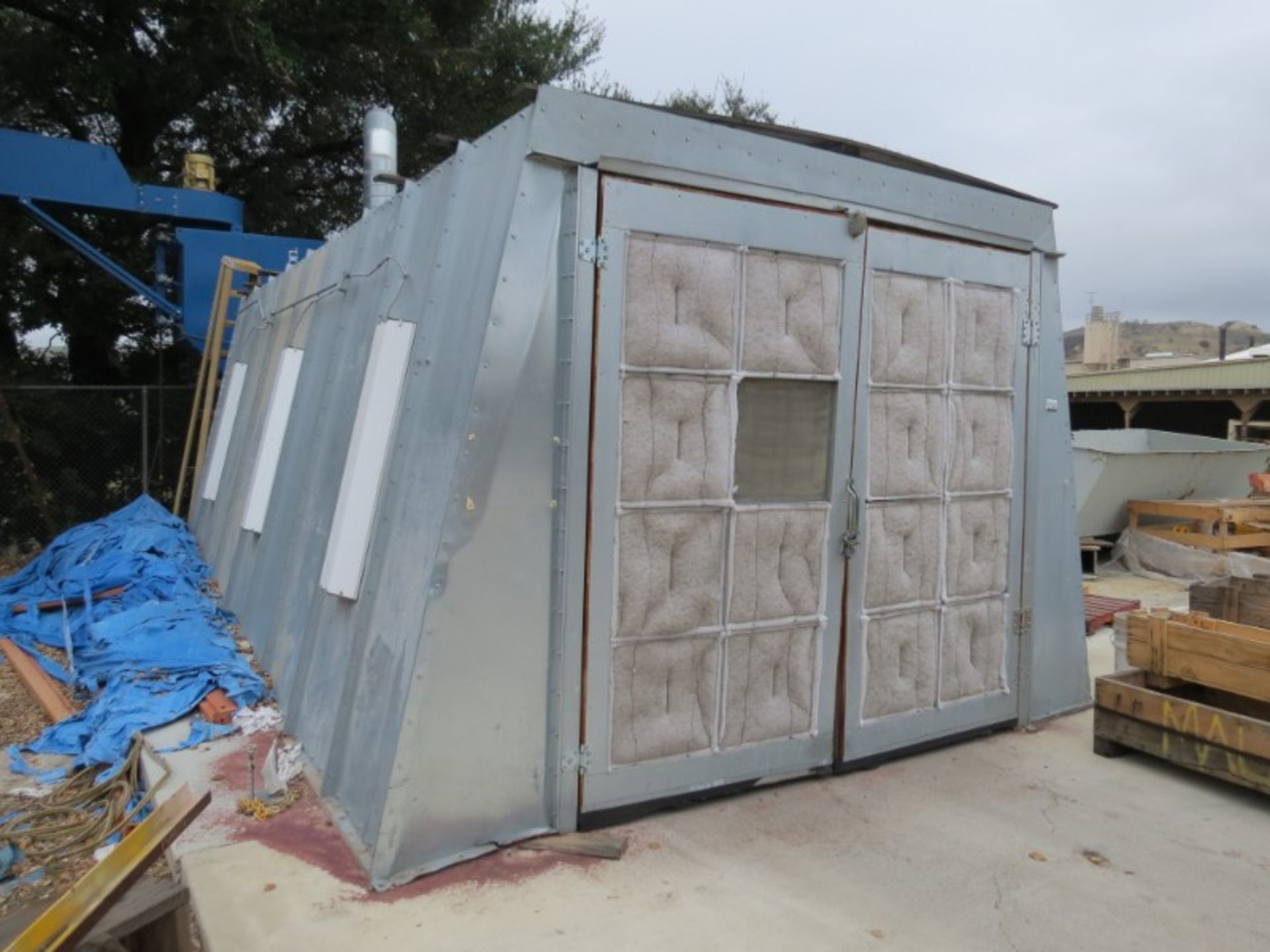 10'W x 22'L x 8'H Abrasive Blast Booth, w/ Clemco Abrasive Hopper & Gun (Located in Simi Valley, CA) - Image 3 of 4