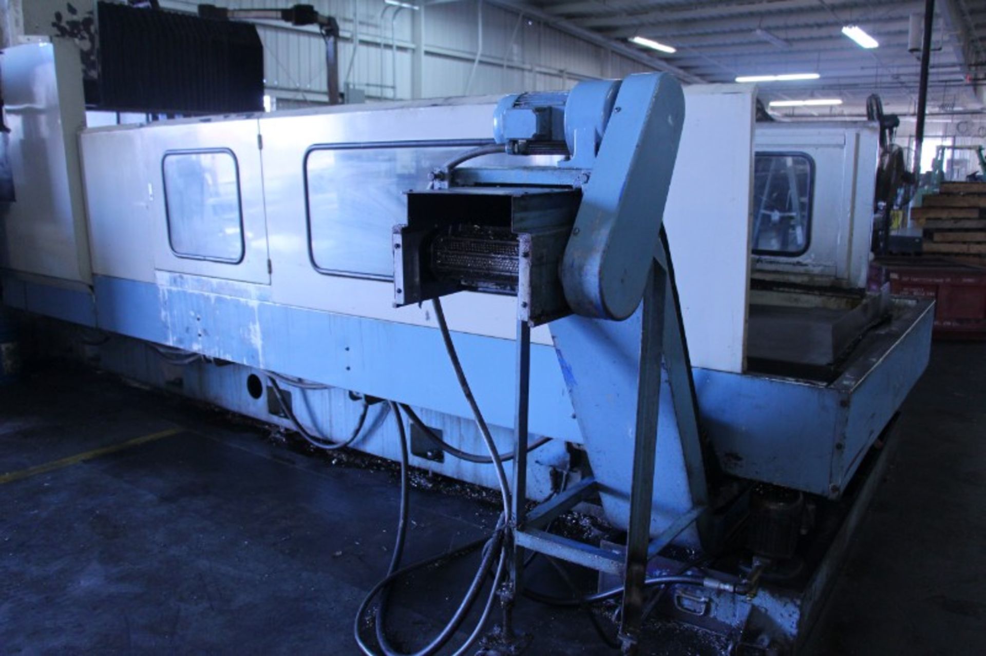 Kao-Ming KMC-4000SD CNC Bridge Type Vertical Machining Center, Fanuc 18MC control, 166.5” x 55” x - Image 19 of 22