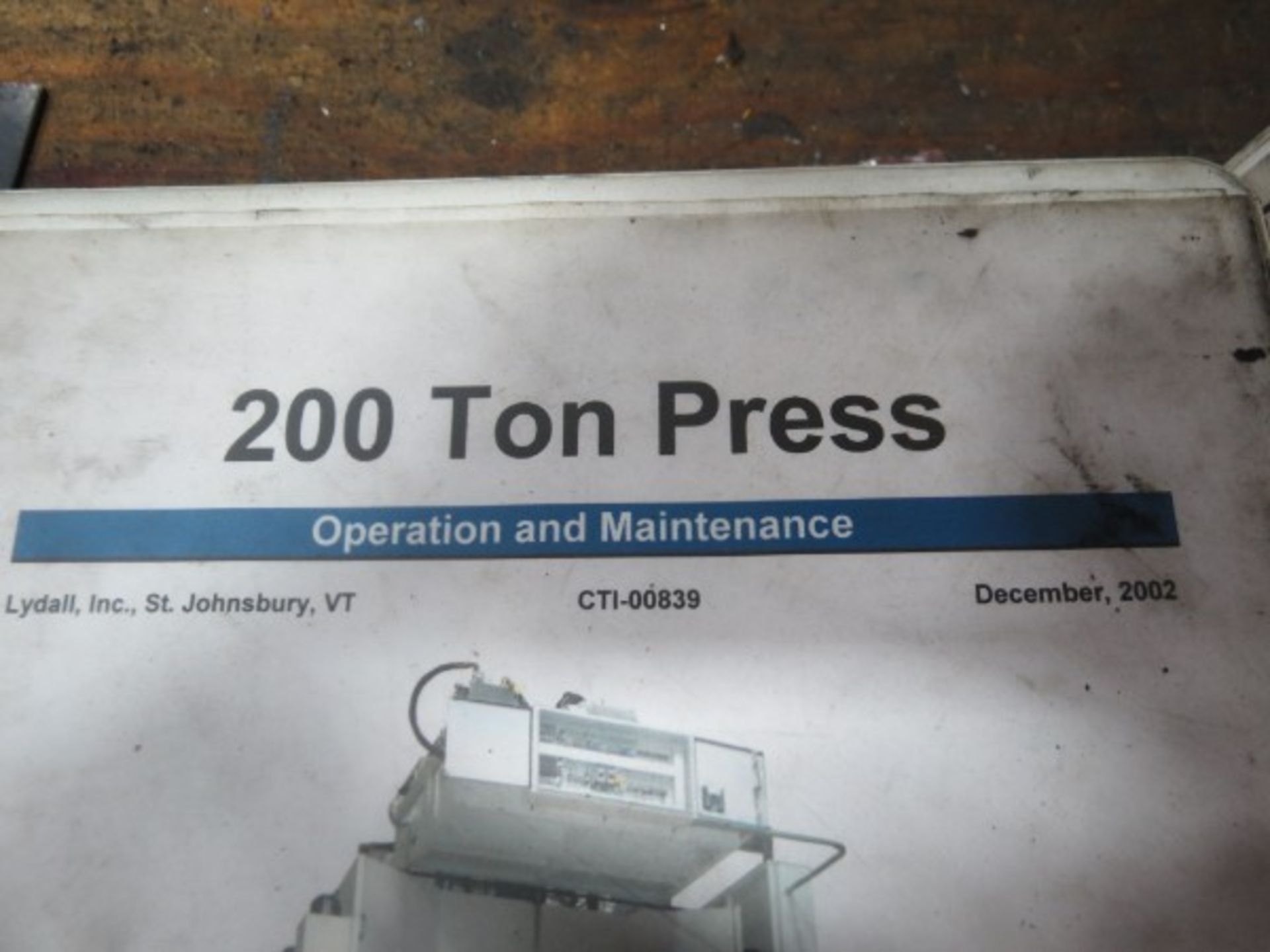 200 Ton Capital 4 Post Hydraulic Press, 60" x 96" Ram & Bolster, PLC Ctrl, New 2002 - Image 9 of 10