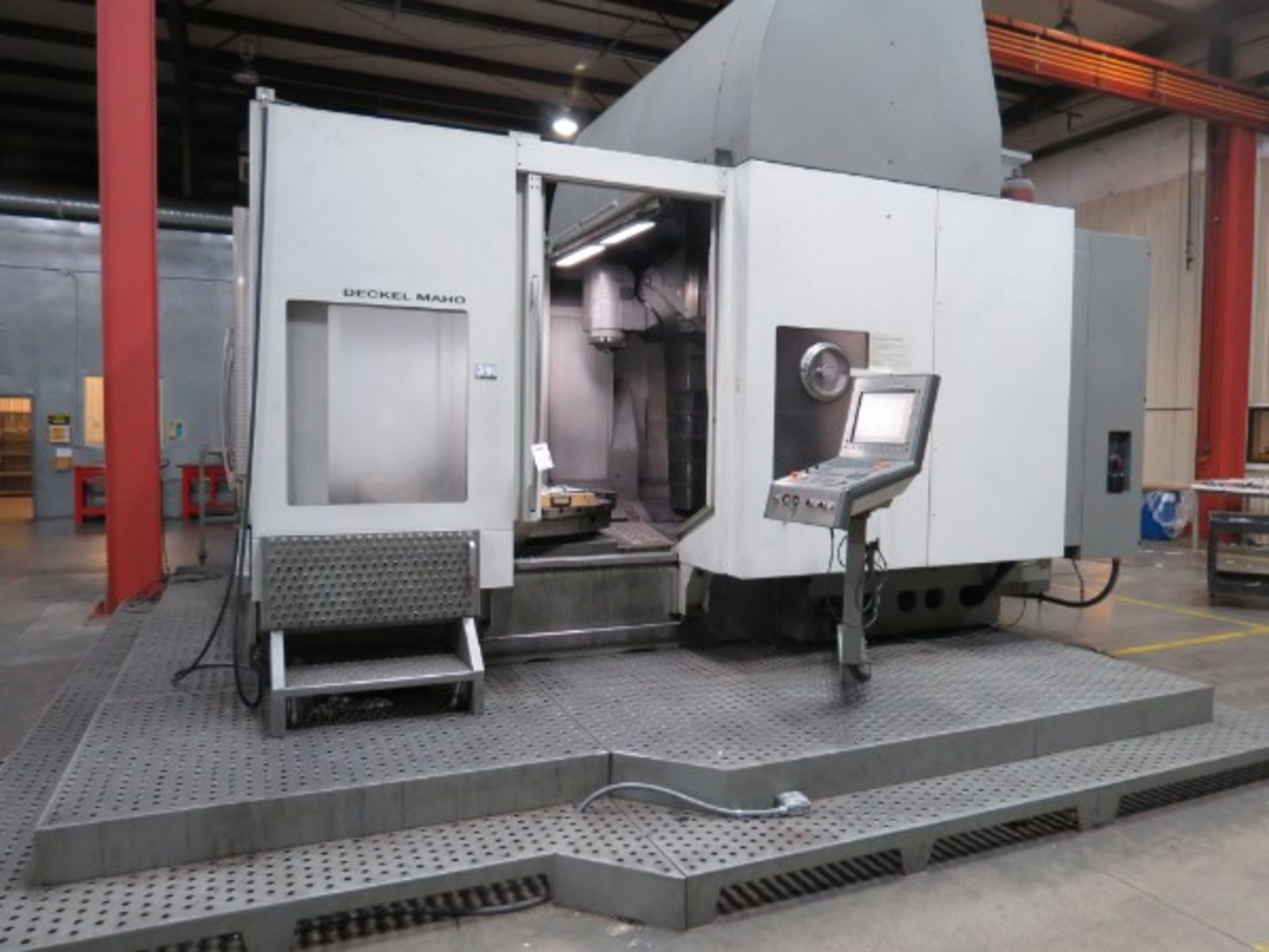 DMG DMU200 P 5-Axis Vertical Machining Center, Heidenhain iTNC 530 ctrl, 70.9" x 78.7" x 43.3"