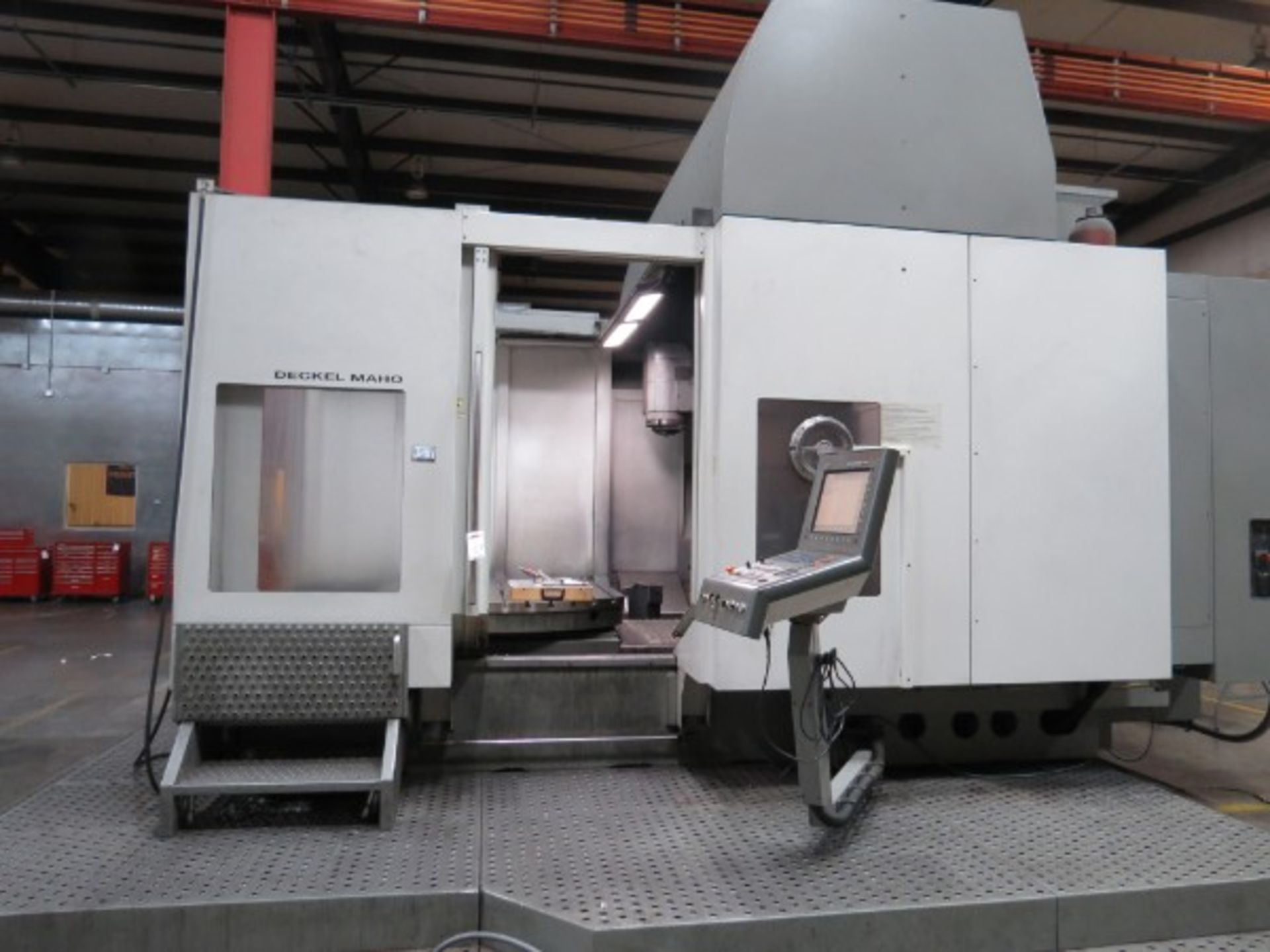 DMG DMU200 P 5-Axis Vertical Machining Center, Heidenhain iTNC 530 ctrl, 70.9" x 78.7" x 43.3" - Image 4 of 11