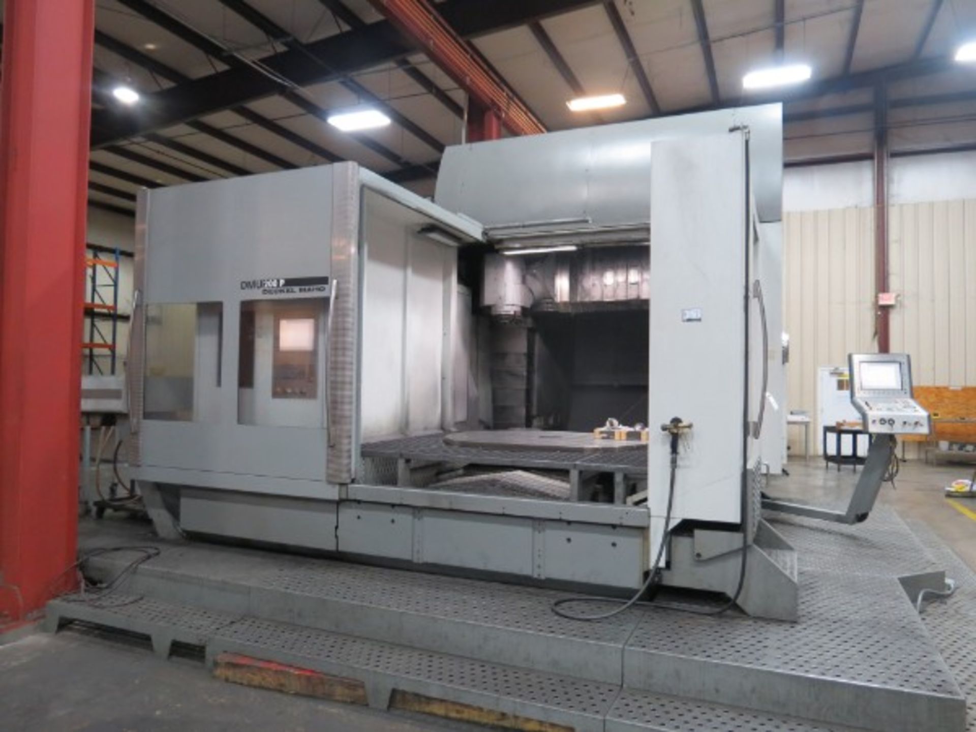 DMG DMU200 P 5-Axis Vertical Machining Center, Heidenhain iTNC 530 ctrl, 70.9" x 78.7" x 43.3" - Image 3 of 11