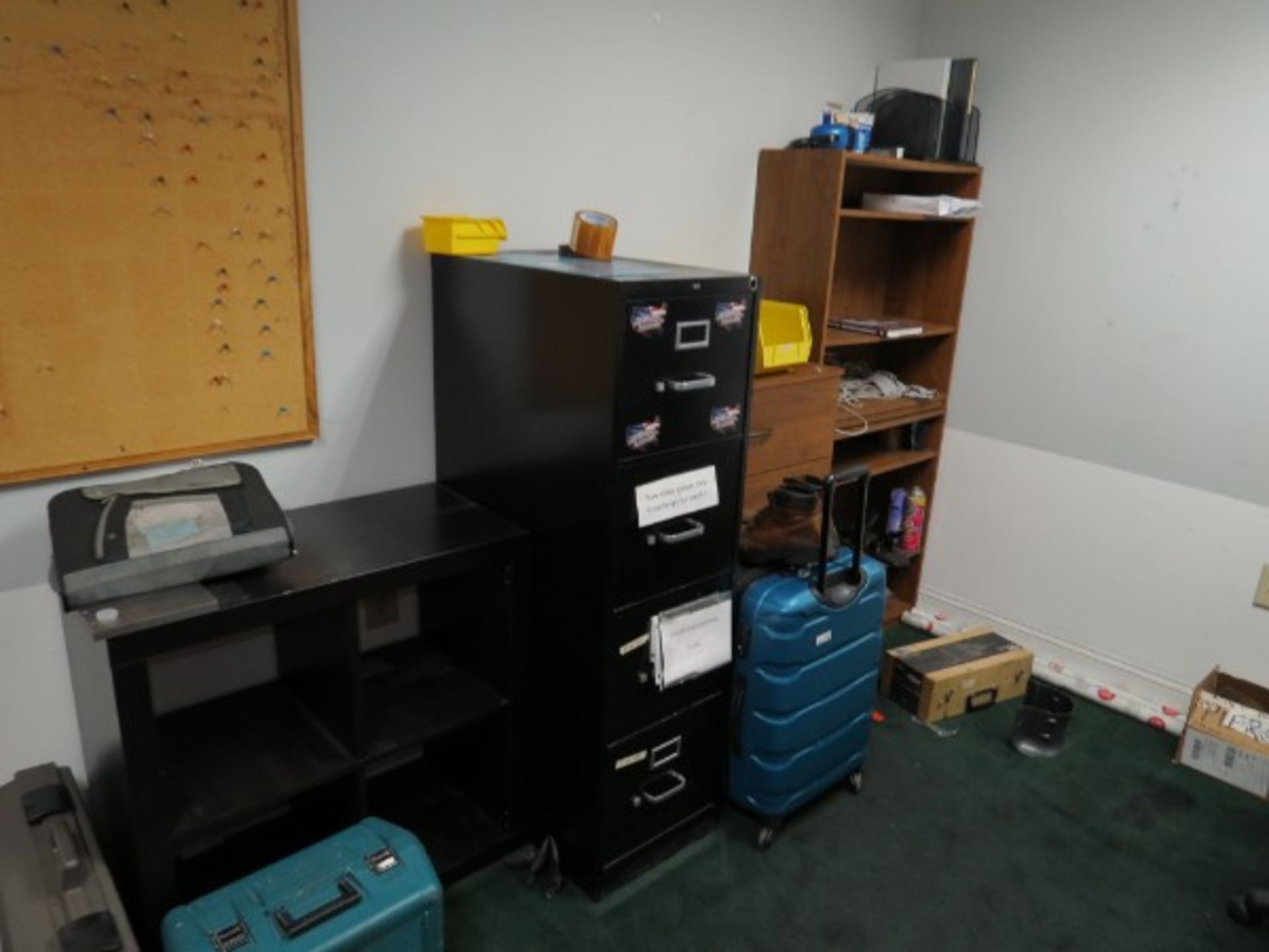 Contents of Room, (2) Desks, (3) Chairs, 4 Door File Cabinet - Image 3 of 3