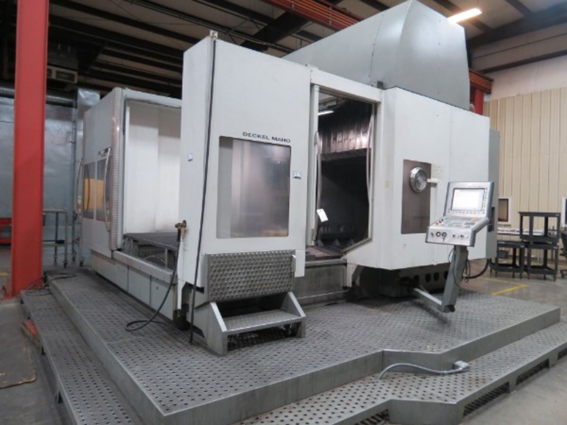 DMG DMU200 P 5-Axis Vertical Machining Center, Heidenhain iTNC 530 ctrl, 70.9" x 78.7" x 43.3" - Image 2 of 11