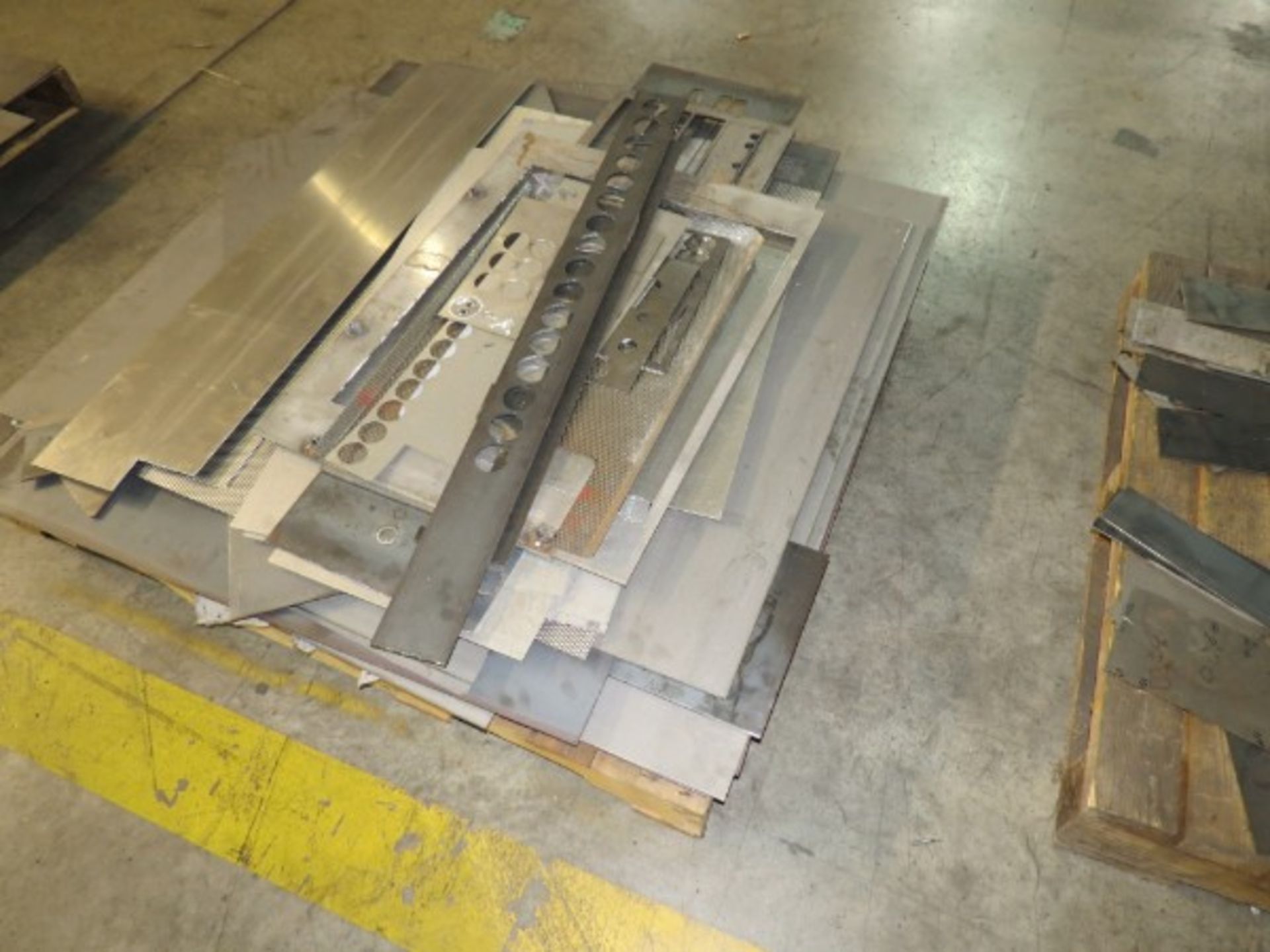 6 Pallets of Flat Steel Sheets - Image 4 of 7