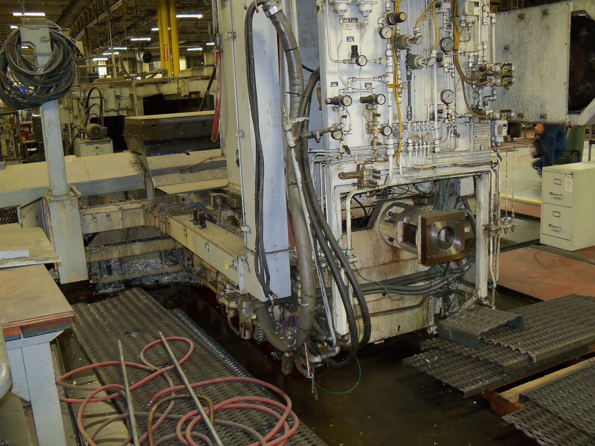 Excello 520 CNC Horizontal Mill, Mitsubishi Ctrl, 32 ATC, Rotary Table (Located in Thomasville, GA) - Image 4 of 10