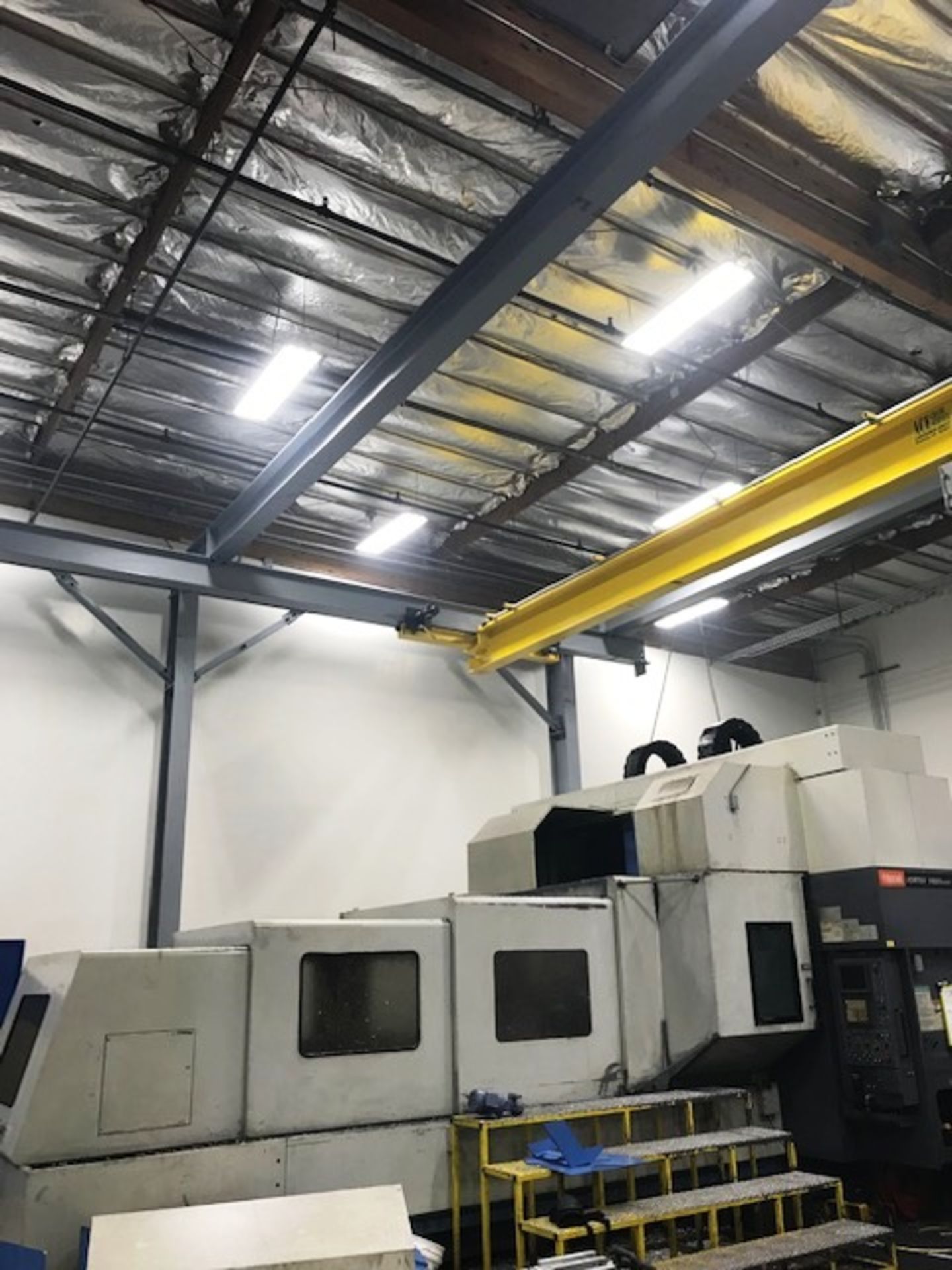 MAZAK VORTEX 1400 5-AXIS CNC MACHINING CENTER, FANUC 15iMA CNC 5-AXIS CTRL (Located in SoCal) - Image 2 of 9