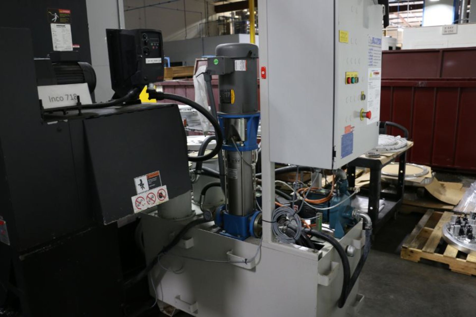 Doosan Puma VT550 CNC Vertical Turning Center, Fanuc I control, 24" Chuck, 12 Position Turret, - Image 12 of 16