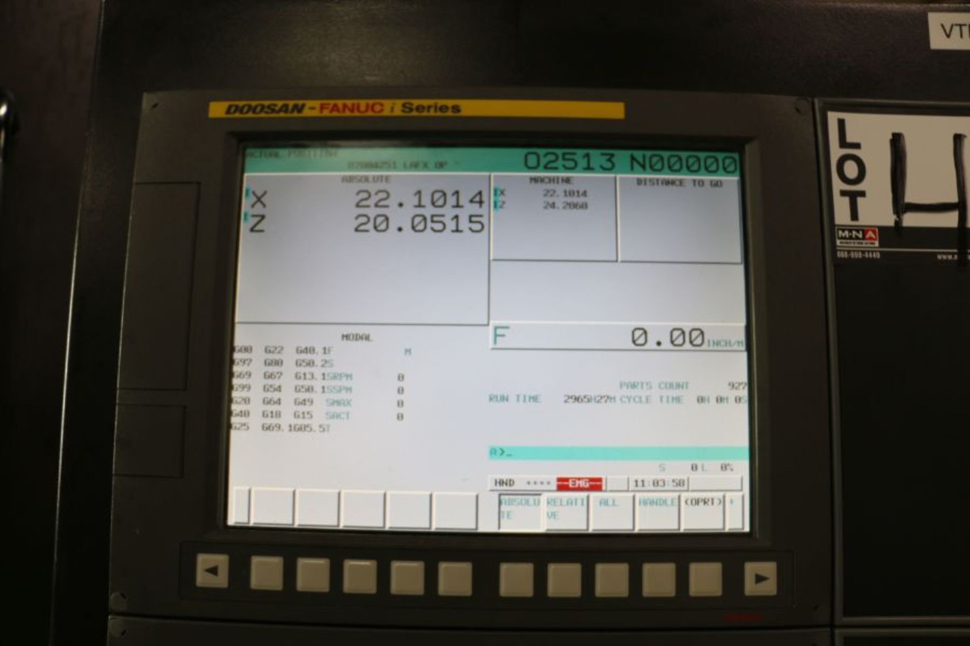 Doosan Puma VT550 CNC Vertical Turning Center, Fanuc I control, 24" Chuck, 12 Position Turret, - Bild 10 aus 17