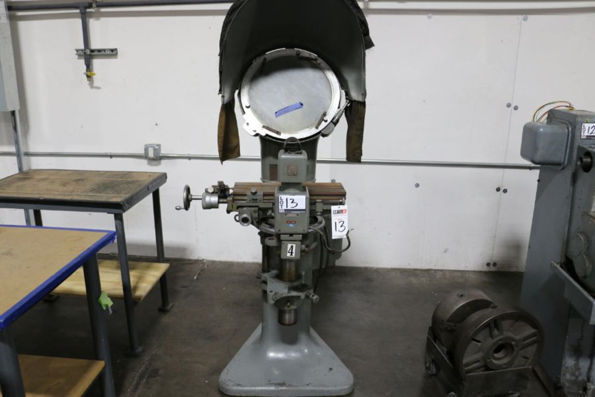 Jones & Lamson PC-14 Comparator and Measuring Machine