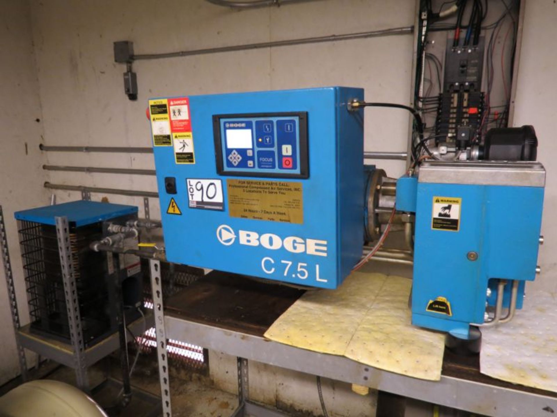 Boge Rotary Screw Air Compressor w/ Dryer 7.5HP, 3600 RPM, s/n 5060534, New 2012