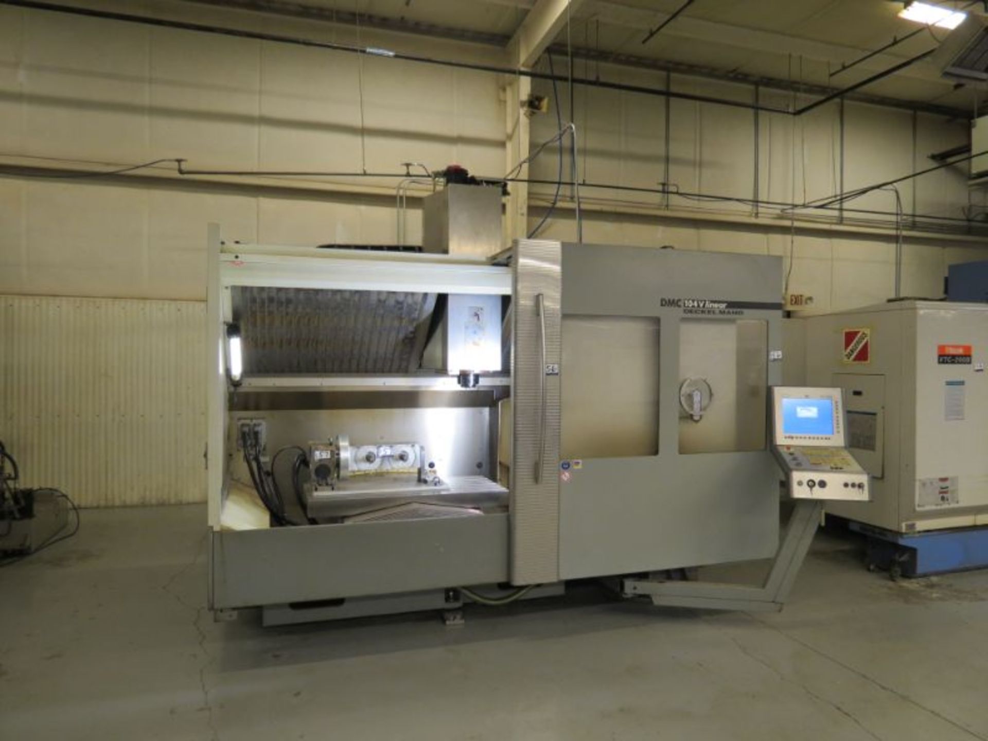 DMG Deckel Maho DMC 104V Linear 4-Axis CNC VMC, Fanuc 32i, w/ Chip Conveyor, (Trunion Sold Seperate) - Image 2 of 10