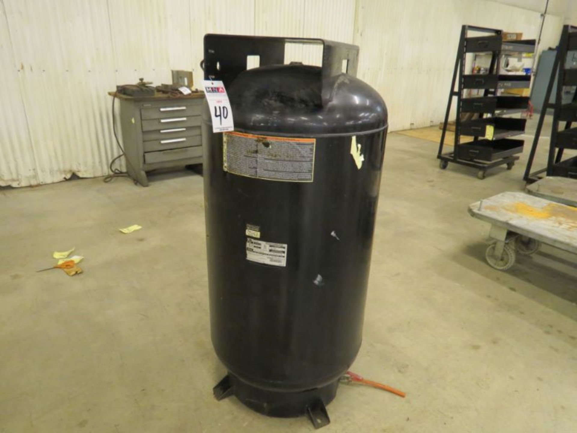 Craftsman Professional 30 Gal Air Tank - Image 2 of 3