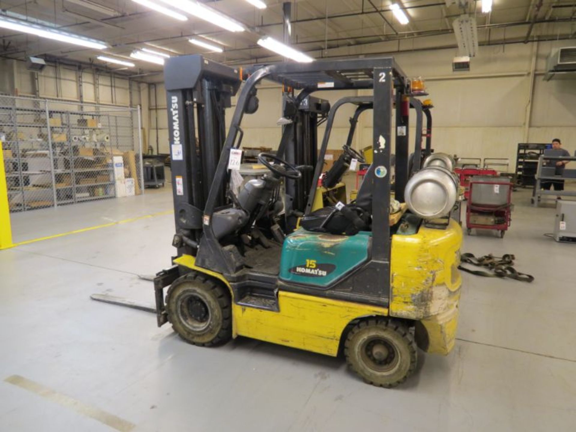 Komatsu FG15HT-17 Fork Lift, capacity 4000lbs, late s/n 671902A, hours: 0344926, (Late Delivery) - Image 2 of 4