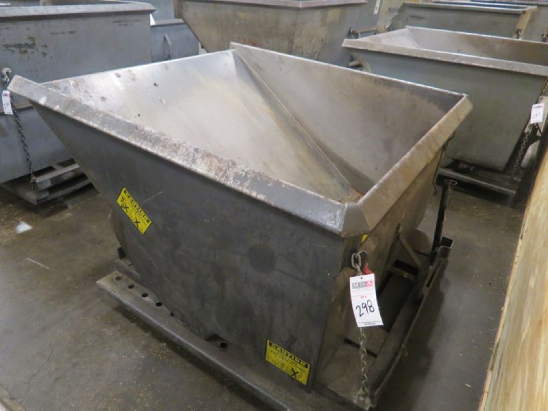 Metal Dumping Hopper 1.5 YD Cube Cap 6,000lbs Cap Max