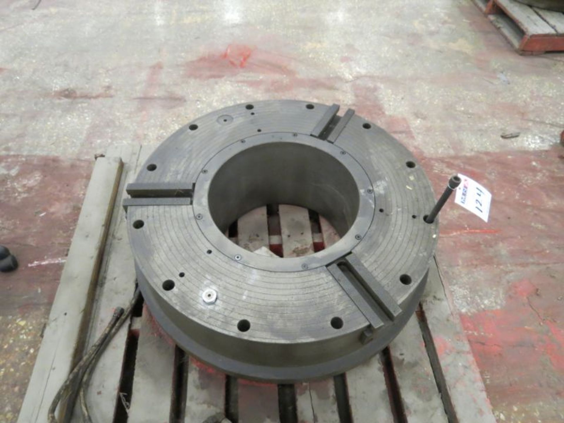 31" 3 Jaw hydraulic Chuck 15" Through Hole - Image 3 of 3