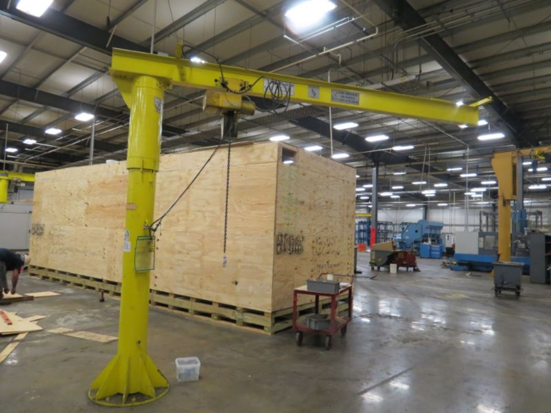 Anchor 1/2 Ton Crane and Yale Hoist