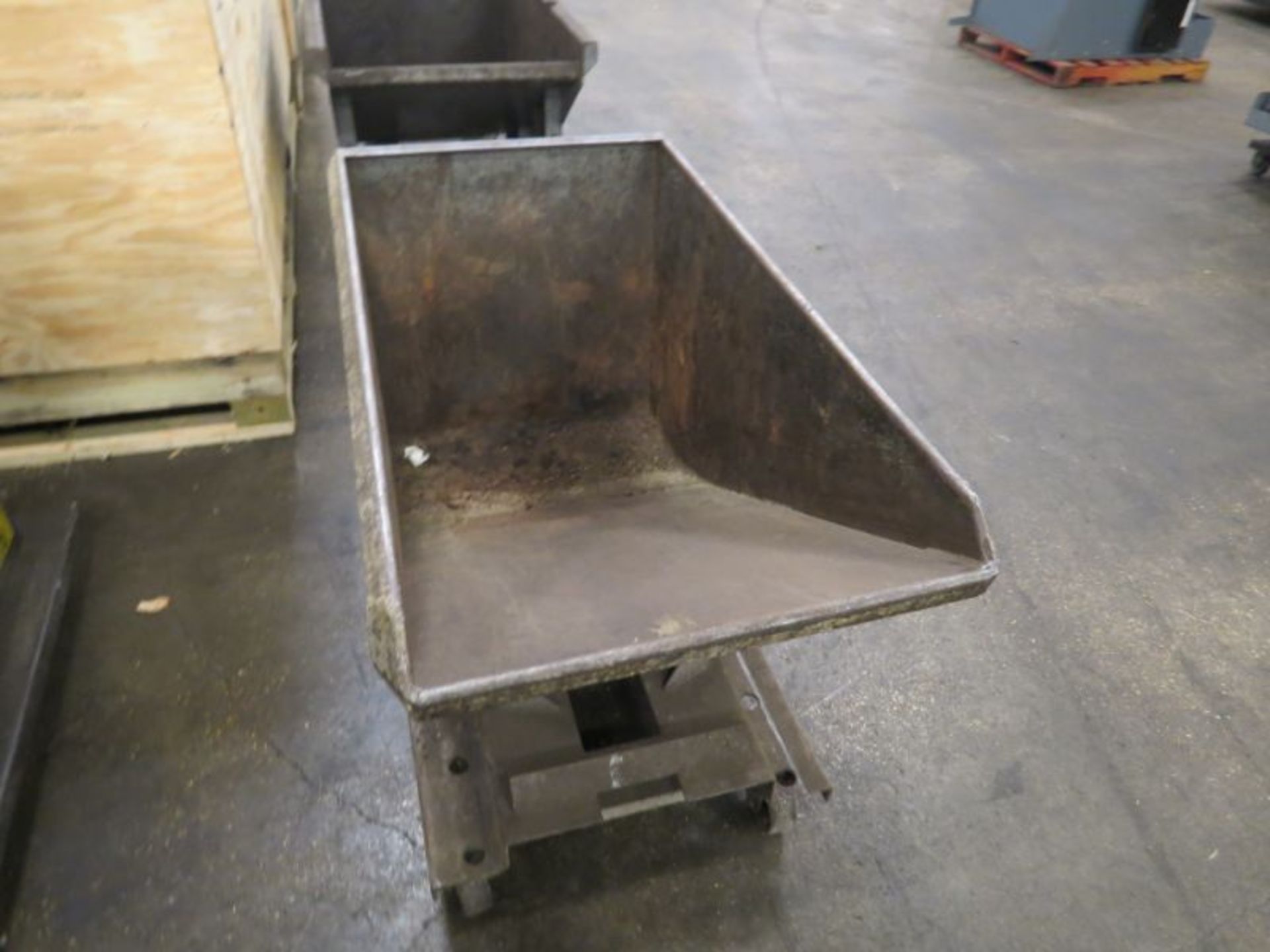 Metal Dumping Hopper - Image 4 of 4