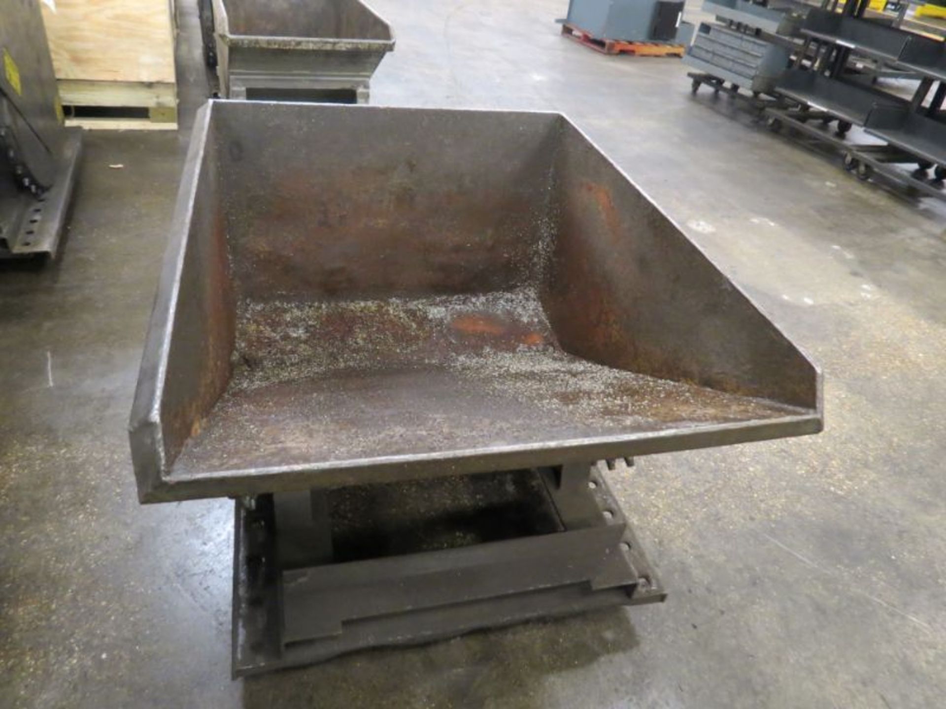 Metal Dumping Hopper - Image 3 of 3