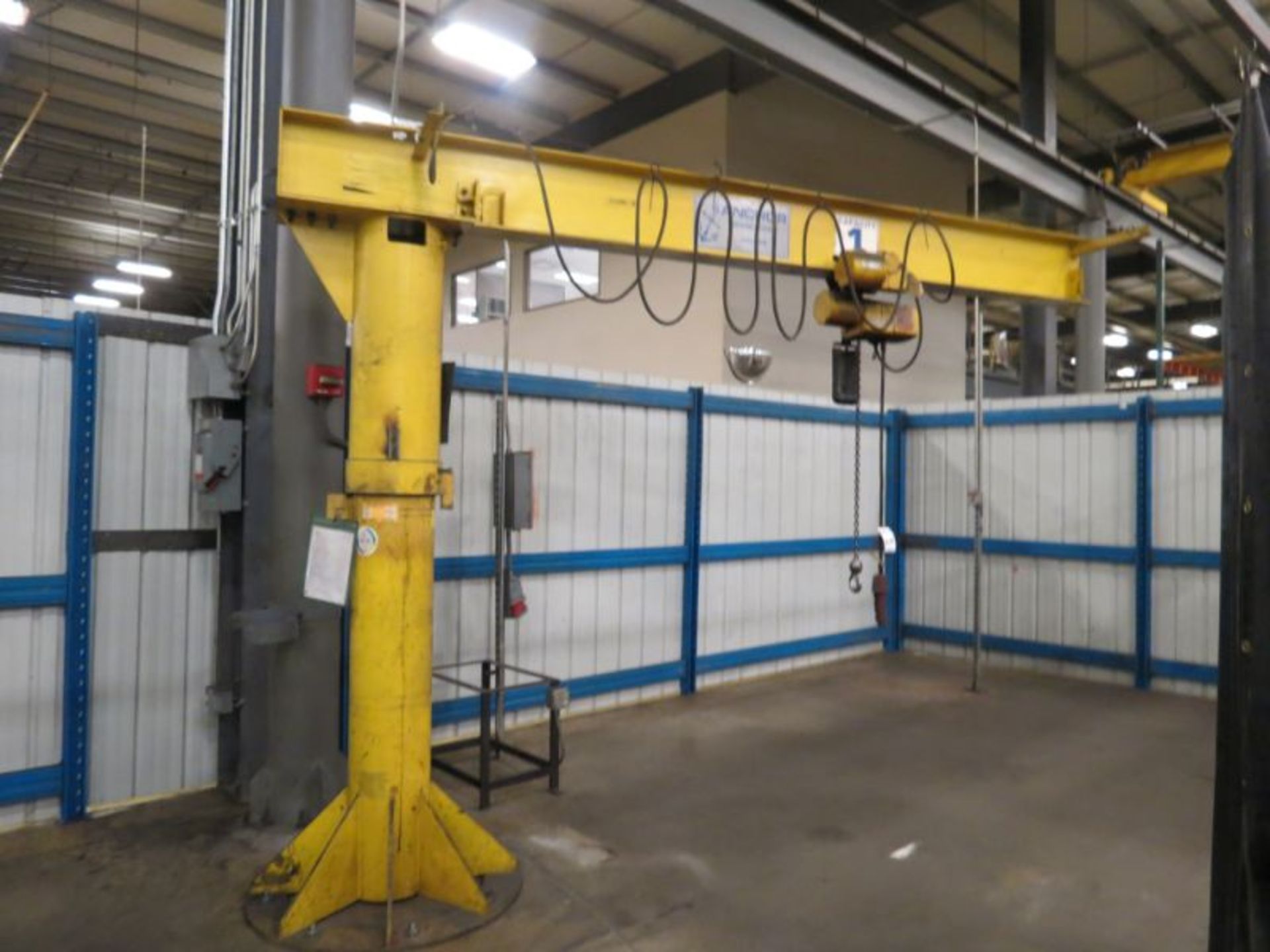 Anchor 1 Ton Crane and Coffing Hoist 12' Arm 9' Column