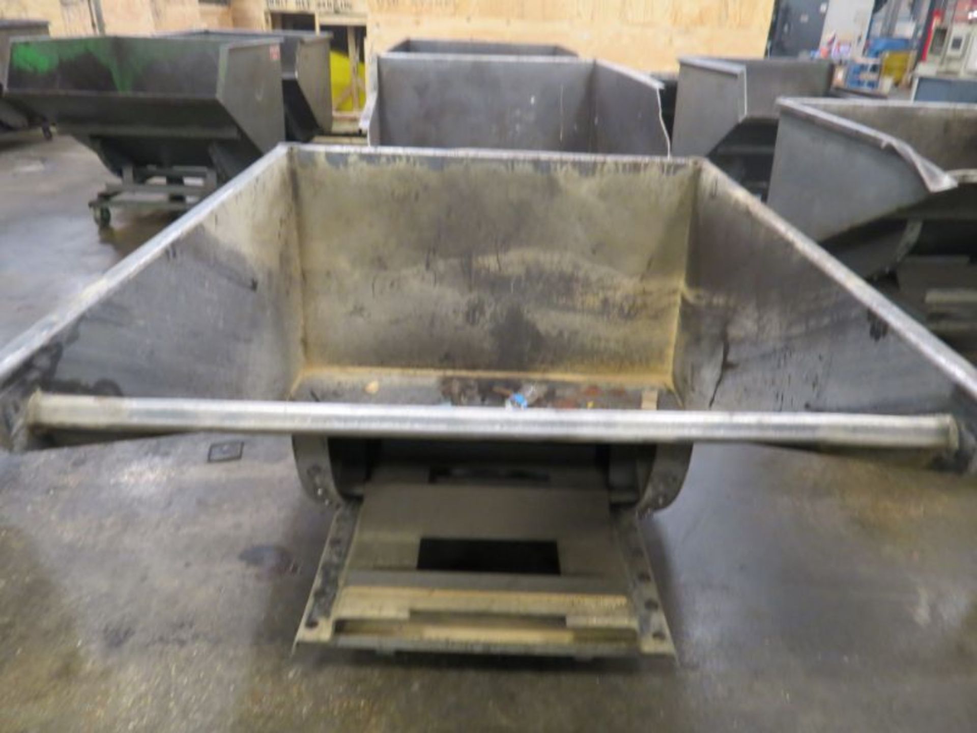 Metal Dumping Hopper - Image 3 of 3