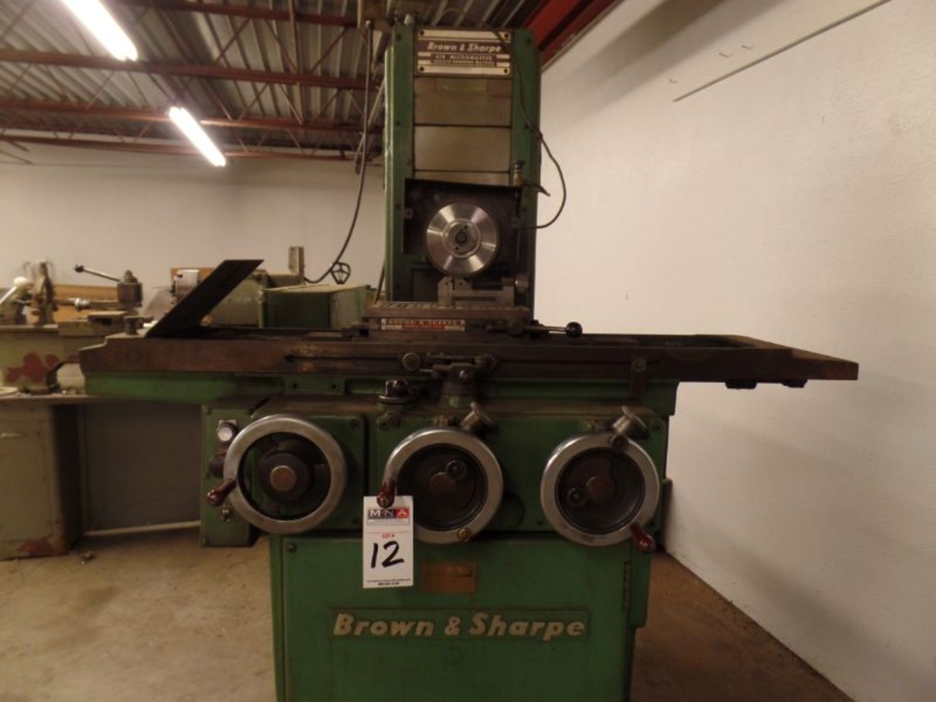 Brown & Sharpe 618 Micromaster Hyd. Surface Grinder, 6"x18" Magnetic Chuck, S/N 523-6181-797 - Image 5 of 10