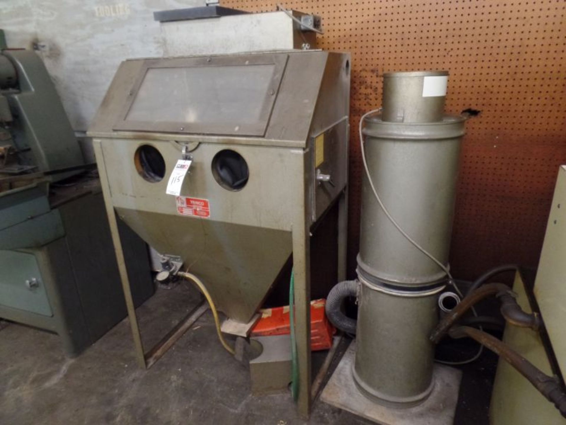 Trinco 36 B/P Abrasive Blast Cabinet with media reclamation, New mid 1990's - Image 3 of 4