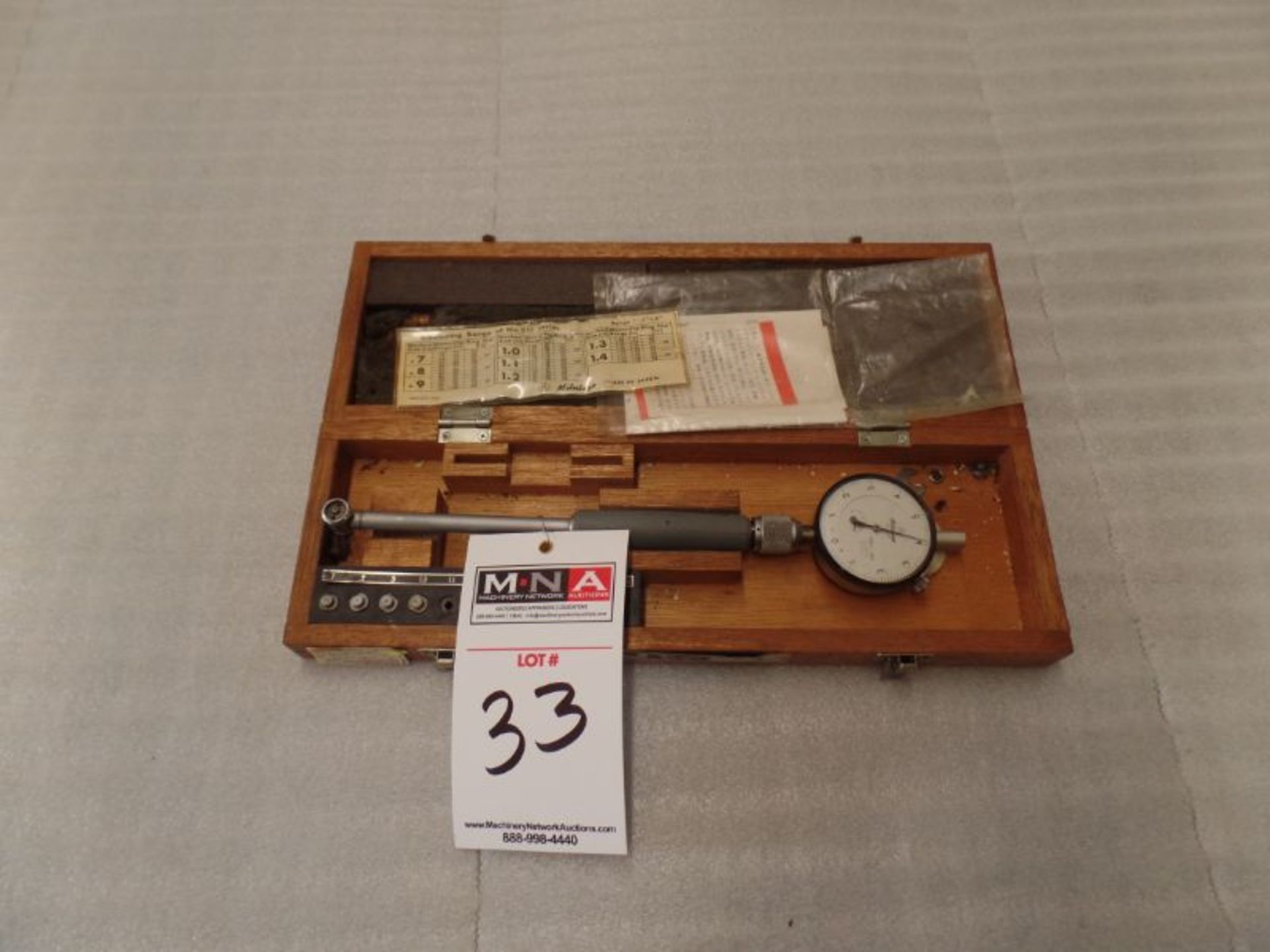 Mitutoyo Dial Bore Gage Set .7"-1.4"