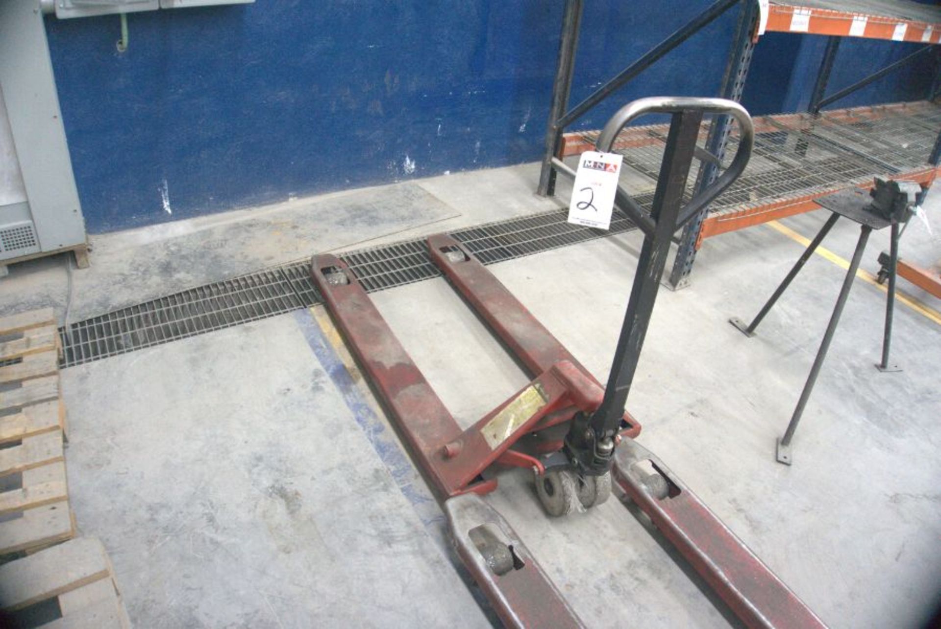 Dogo Tuls Pallet Jack 4500lbs - Image 4 of 4