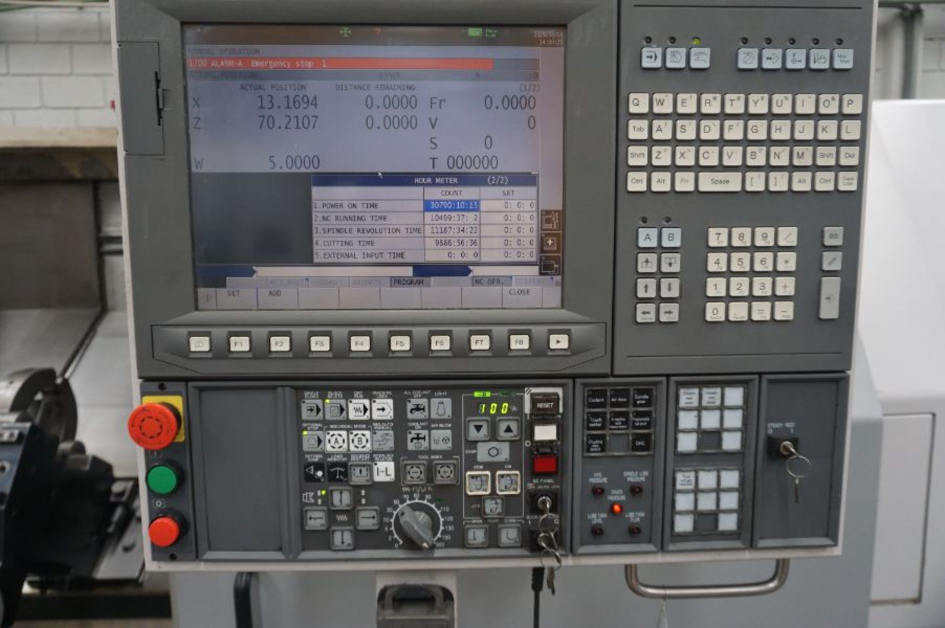 Okuma LB35II-R, OSP-P200LA-R Control, 8" Spindle Bore, Programmable 20" 3 Jaw Chuck, 120" Centers - Image 10 of 15