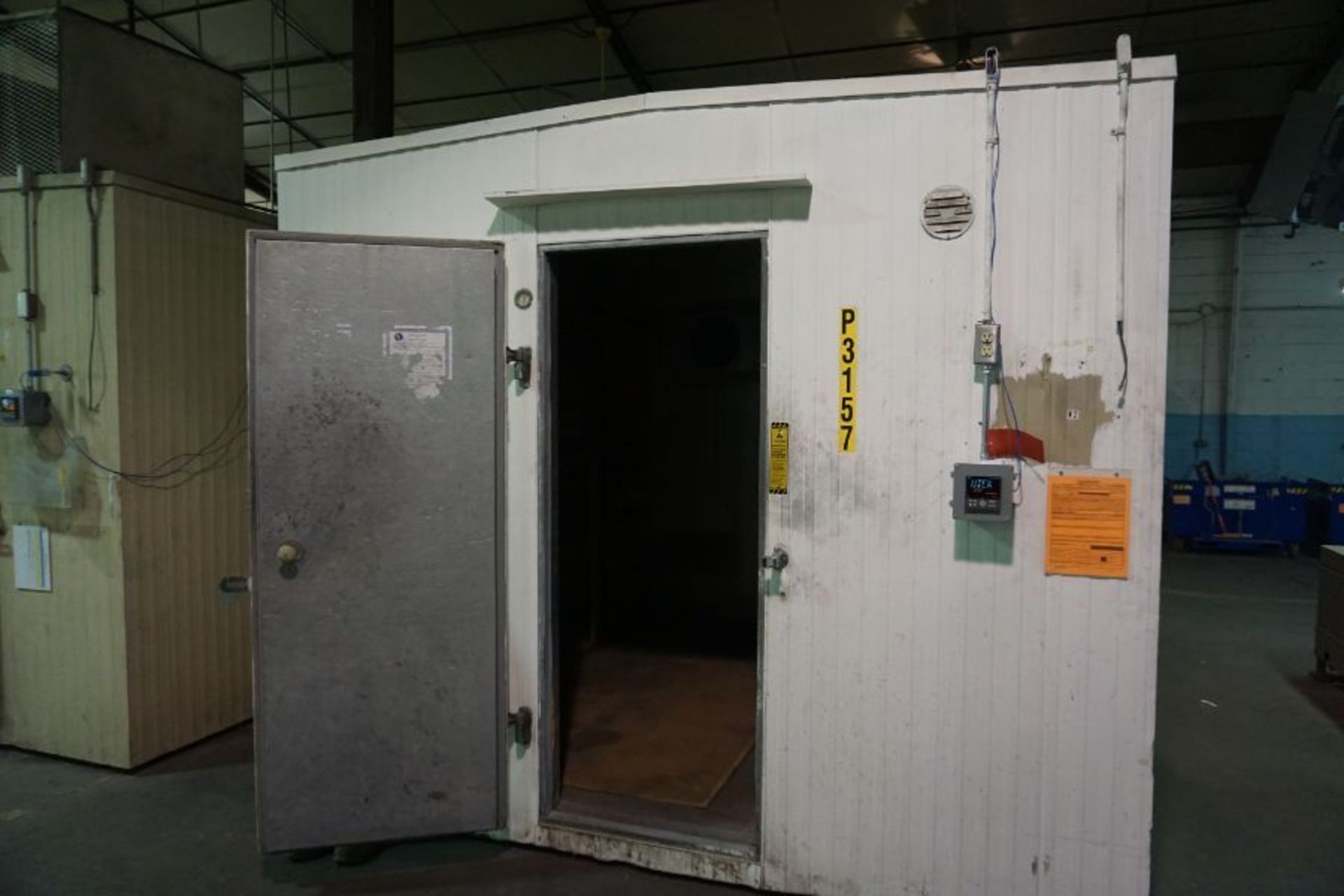 International Cold Storage Walk in Freezer, -10°F Max Temperature *Auctioned from Edgerton, KS* - Image 3 of 7