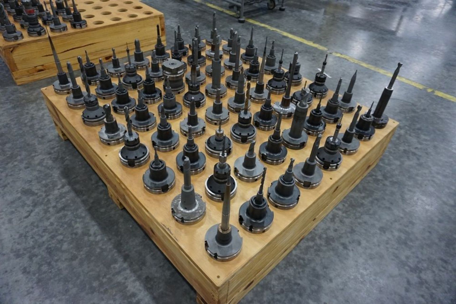 Assorted HSK100 Tool Holders for Makino A99 - Bild 5 aus 5