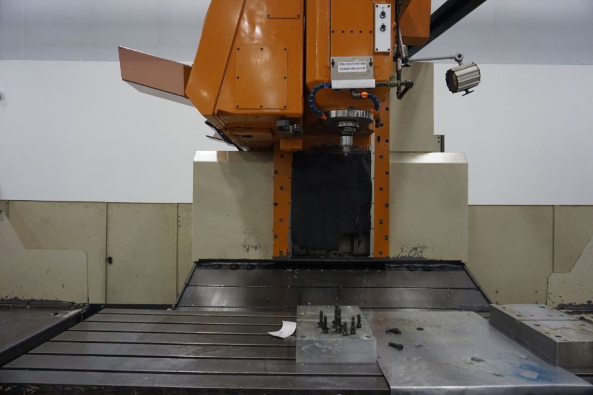 LeBlond Makino FNC 178 4-Axis, Fanuc 11M Ctrl, 79'' x 31''x 31''x 27'' Travels, 3,200 RPM, with 30 - Image 5 of 7