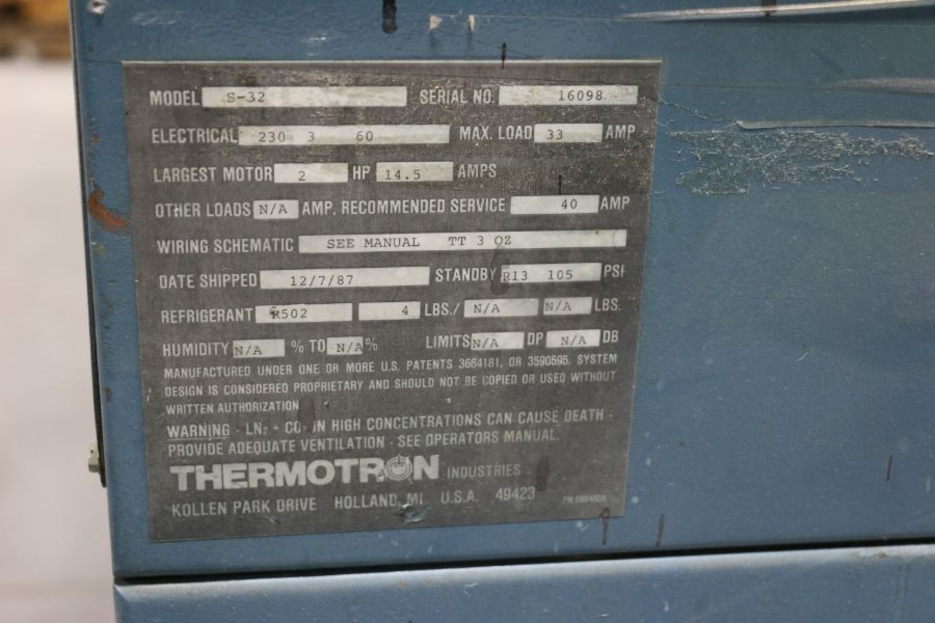 Thermotron S-32 Oven, 36" x 36" x 36" Work Envelope, 100 - 310 Degrees F Range, 240V, New 1987 - Image 5 of 6