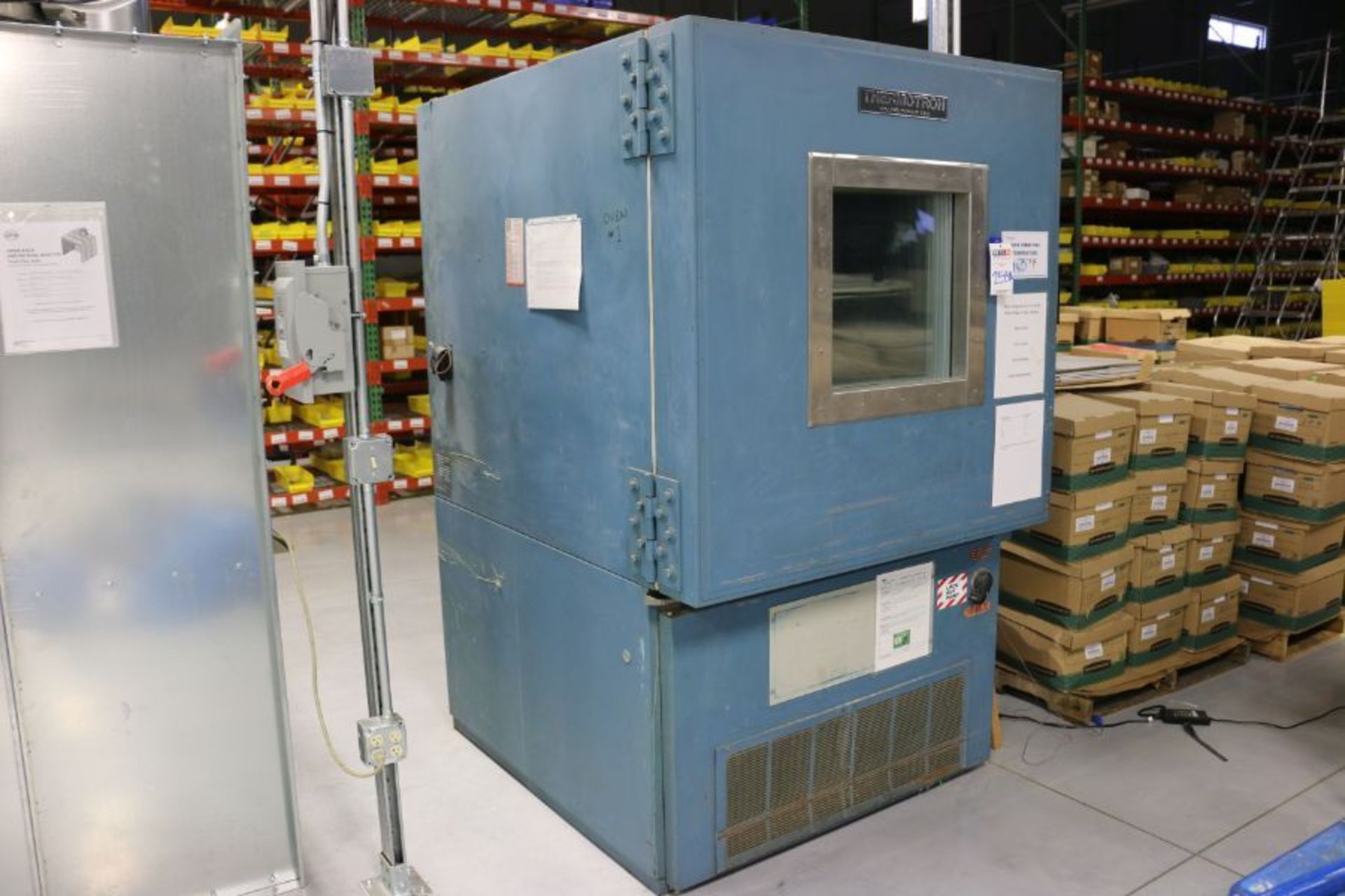 Thermotron S-32 Oven, 36" x 36" x 36" Work Envelope, 100 - 310 Degrees F Range, 240V, New 1987