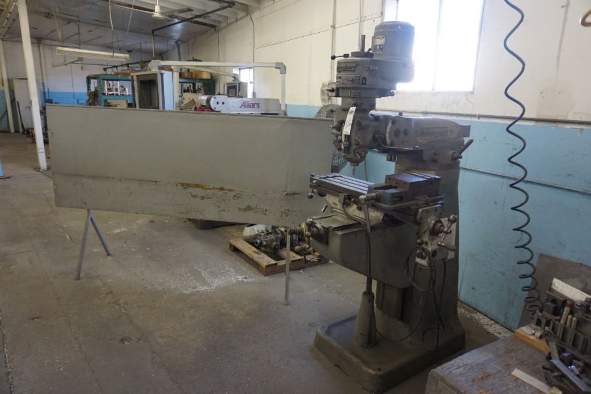 Bridgeport J Head Mill, 9" x 32" Table, s/n 87576 *Auctioned from Edgerton, KS* - Image 3 of 4