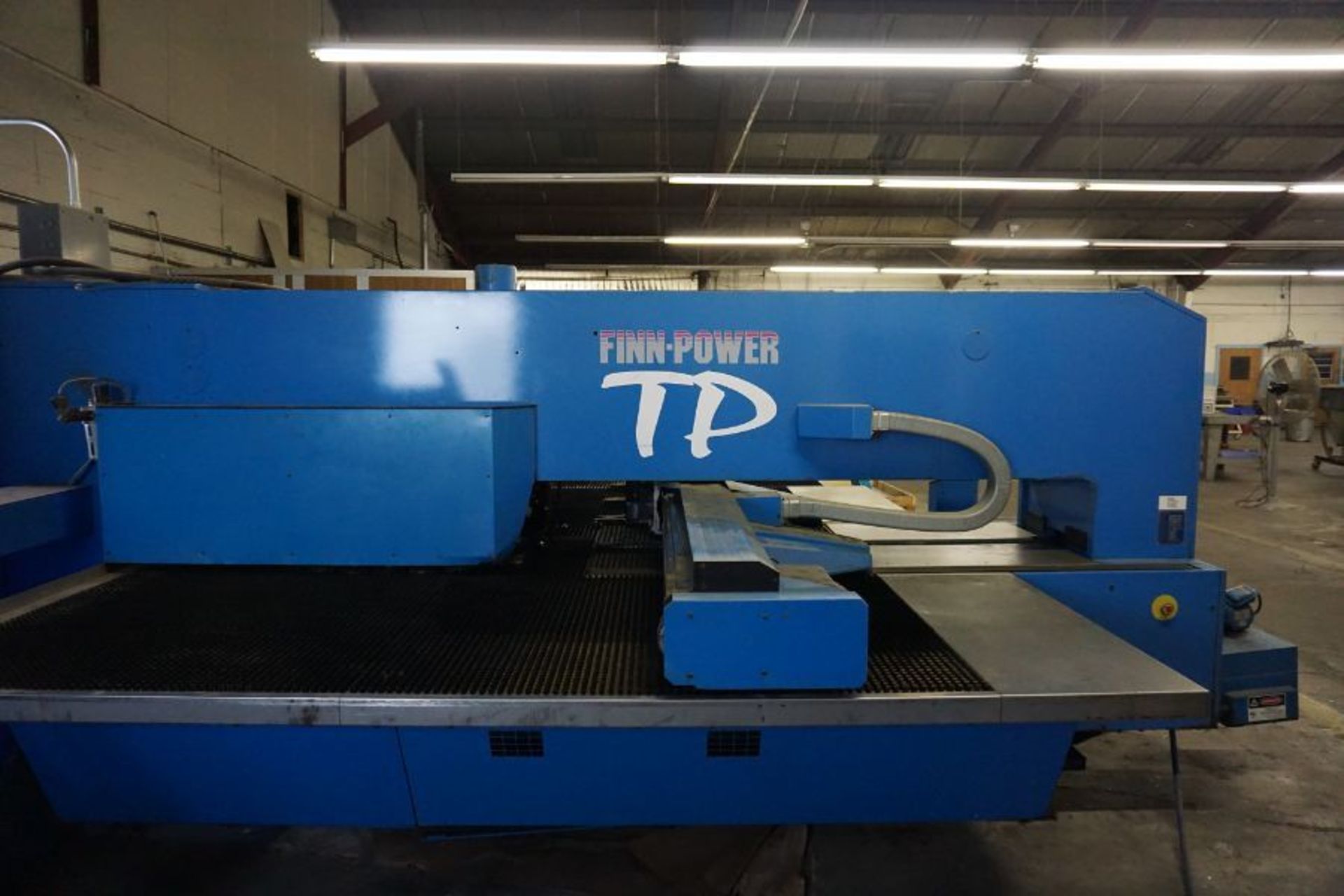 1996 FinnPower TP 2520 CNC Turret Punch, 33 Ton, 50"x100" Sheet Size *Auctioned from Edgerton, KS* - Image 4 of 9