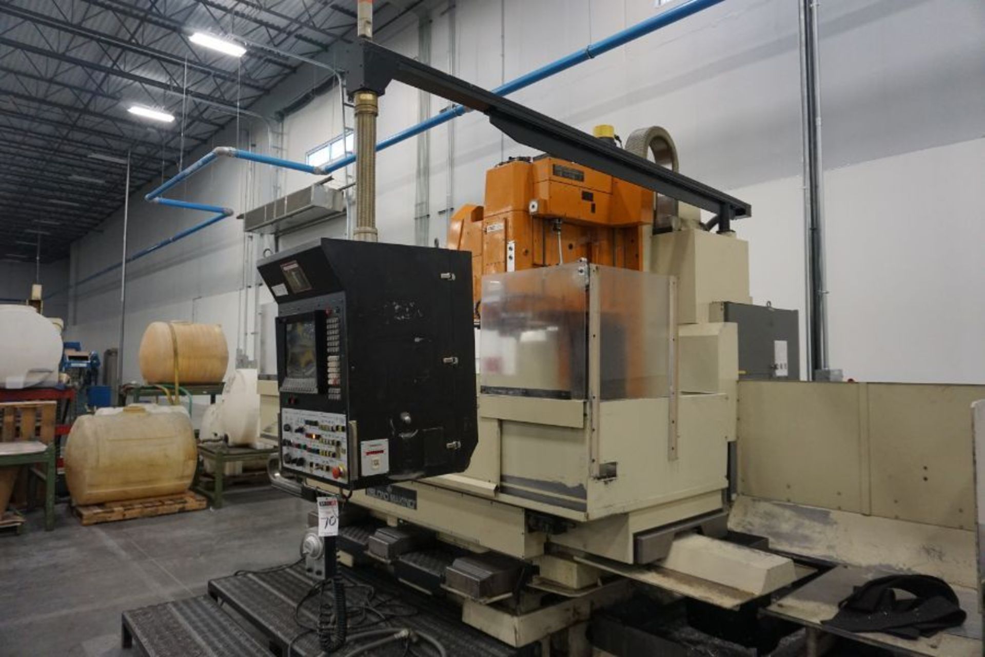 LeBlond Makino FNC 178 4-Axis, Fanuc 11M Ctrl, 79'' x 31''x 31''x 27'' Travels, 3,200 RPM, with 30 - Image 4 of 7