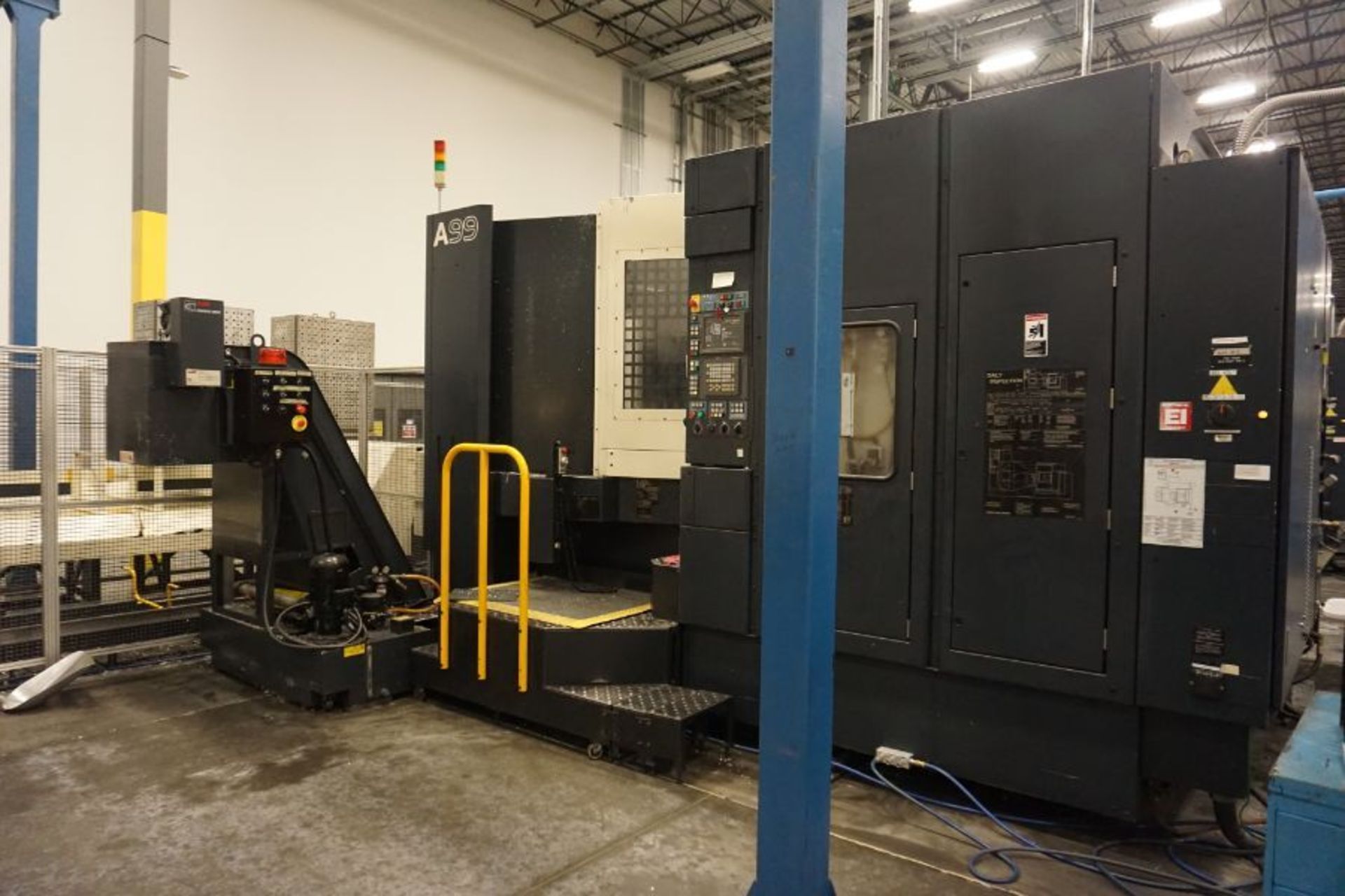 2001, Makino A99 HMC, Pro 3 Control, 25” Sq. Pallets, 90 ATC, 18000 RPM, CTS, s/n 159 - Image 3 of 12