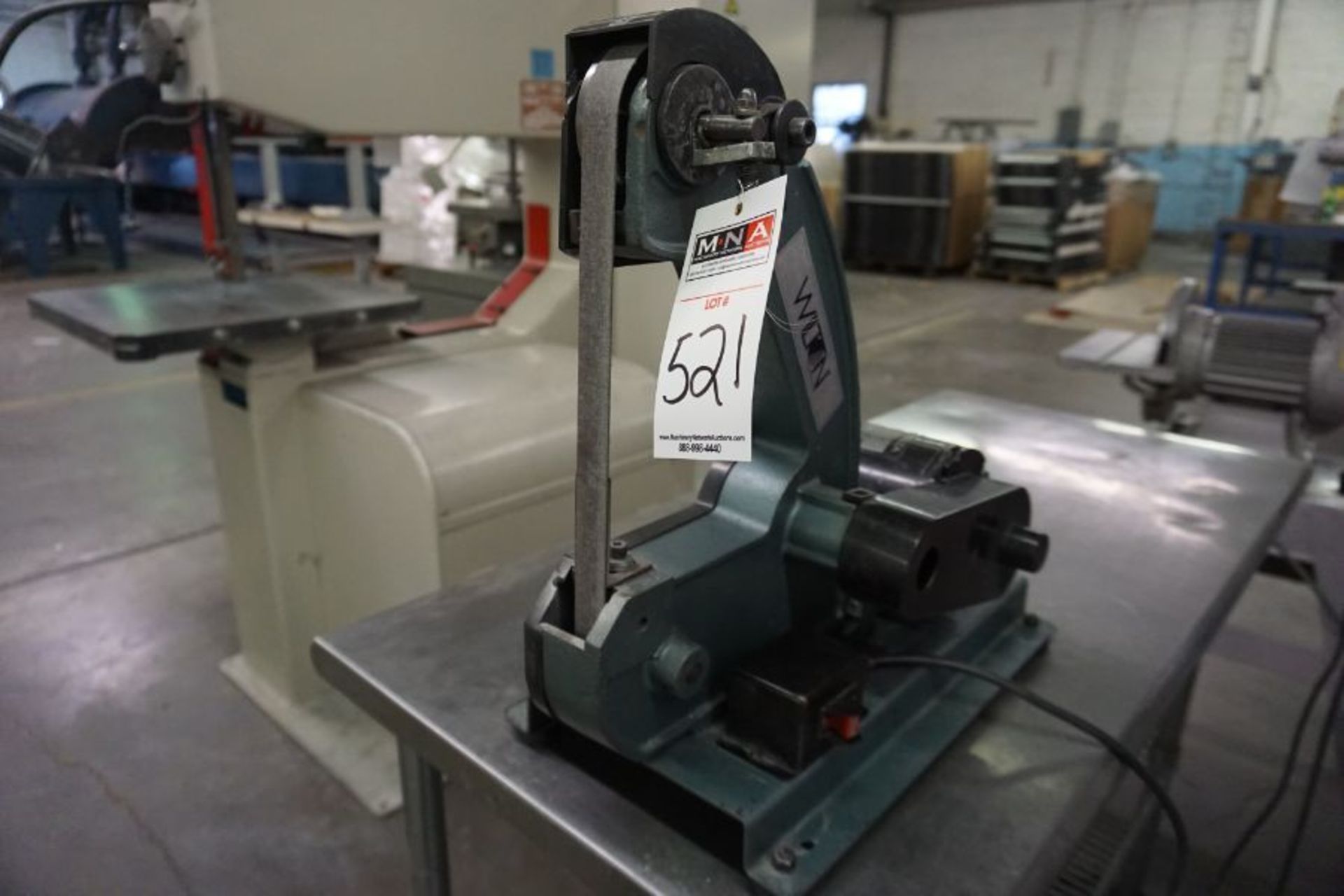 Wilton 4000 1" Belt Sander, s/n P9606 *Auctioned from Edgerton, KS*